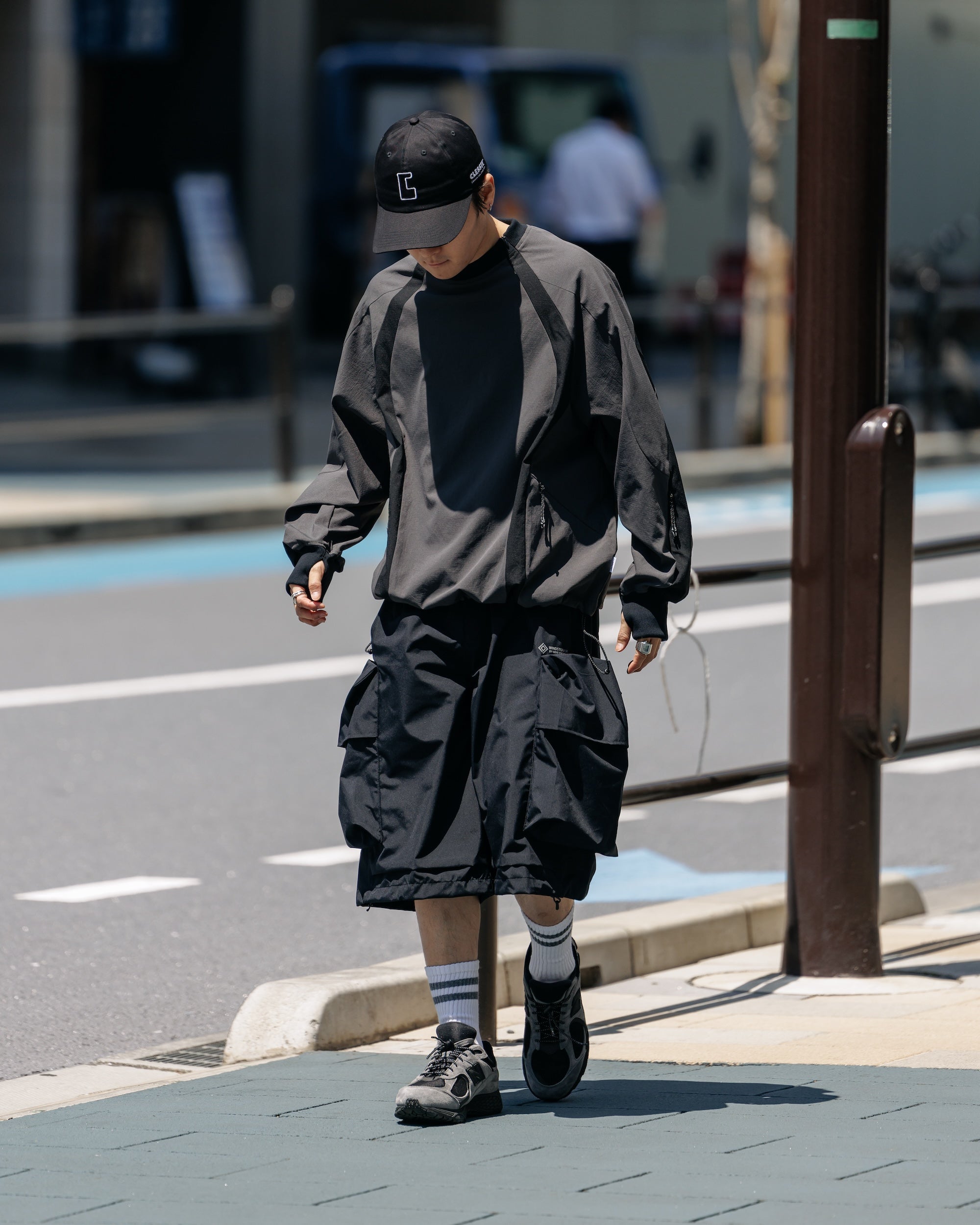 【5.6 TUE 20:00- IN STOCK】+phenix WINDSTOPPER® by GORE-TEX LABS CITY MILITARY HALF PANTS 002 (BLACK)