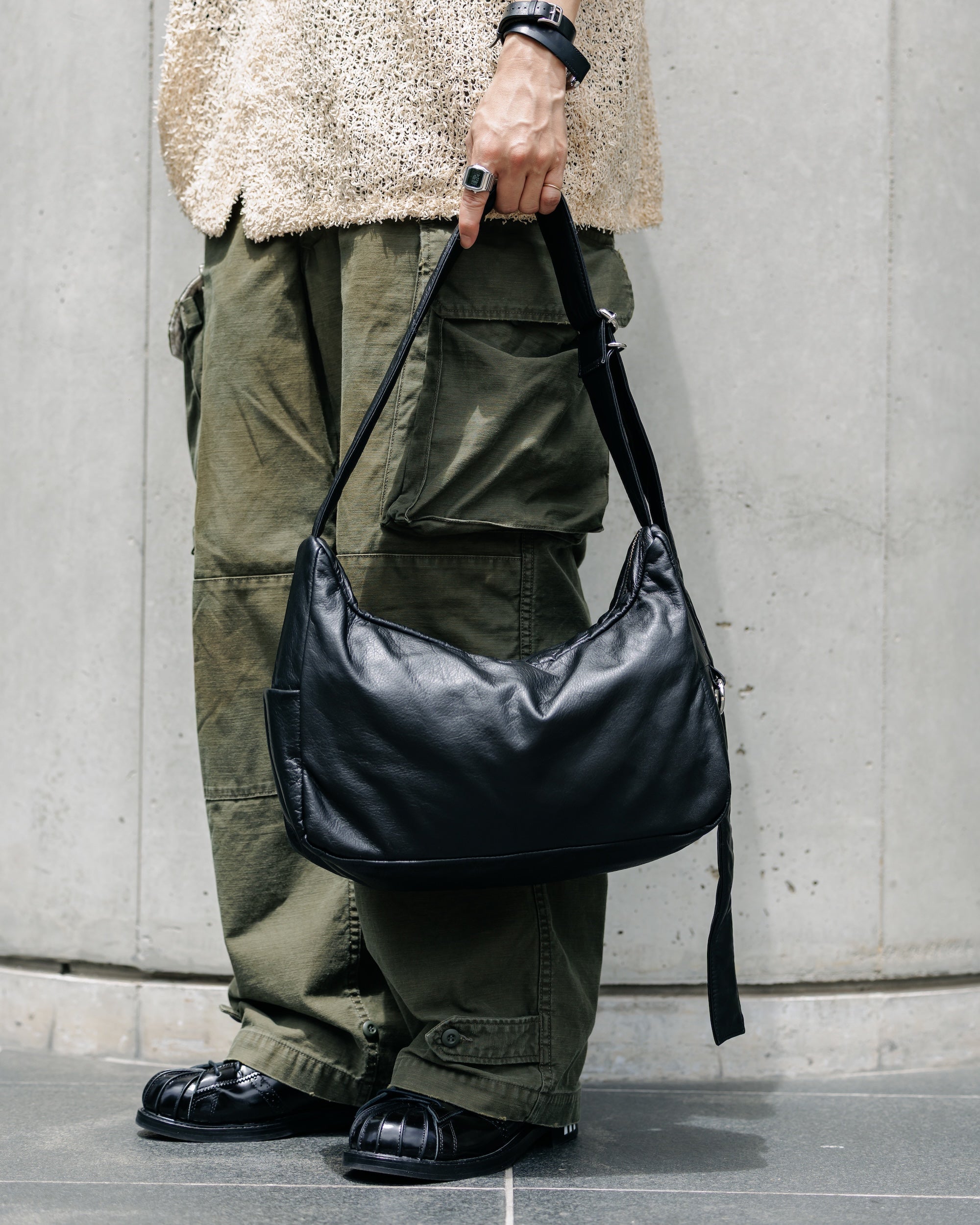 LEATHER HOLIDAY BAG