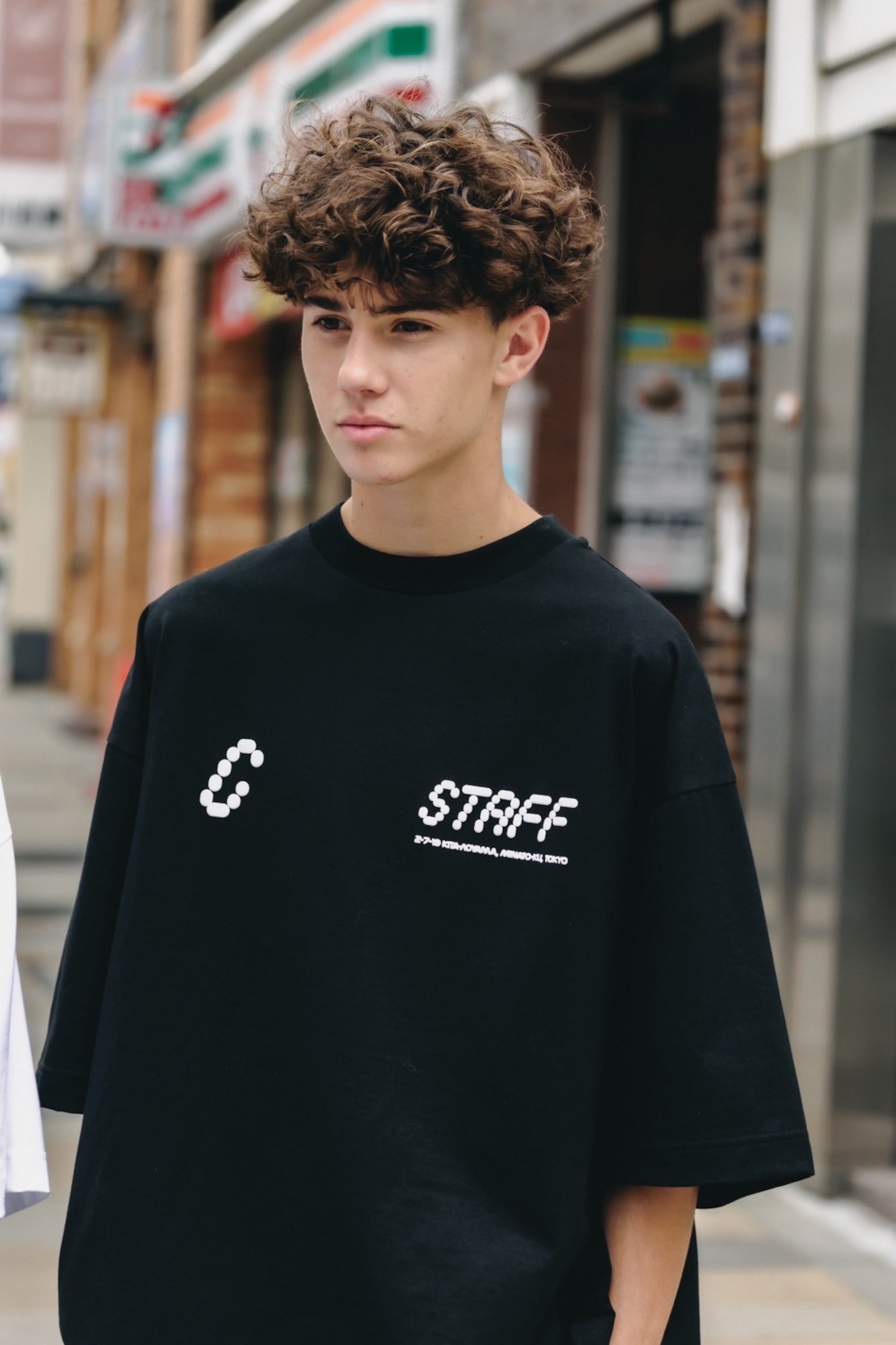 STAFF T-SHIRT WITH DRAWSTRINGS (BLACK)