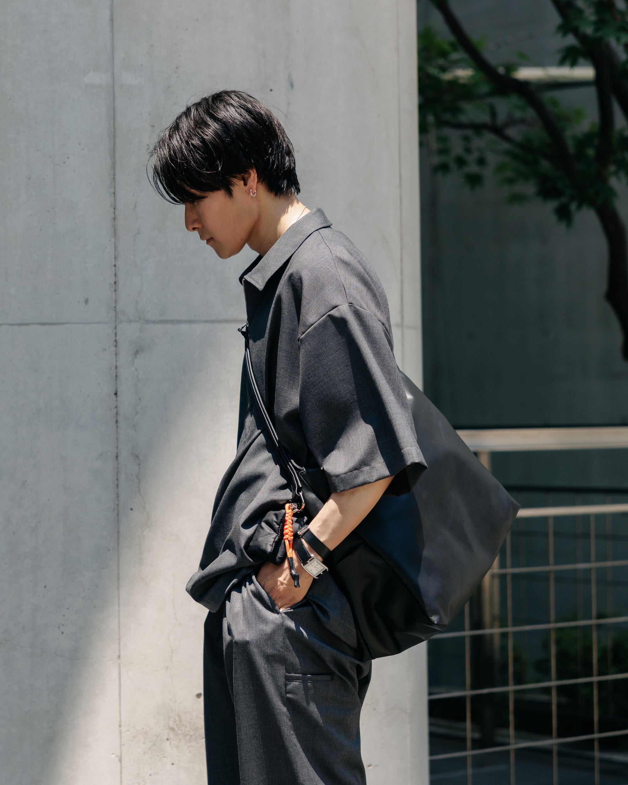 【10.12 SUN 20:00- IN STOCK】LEATHER NOMAD BAG