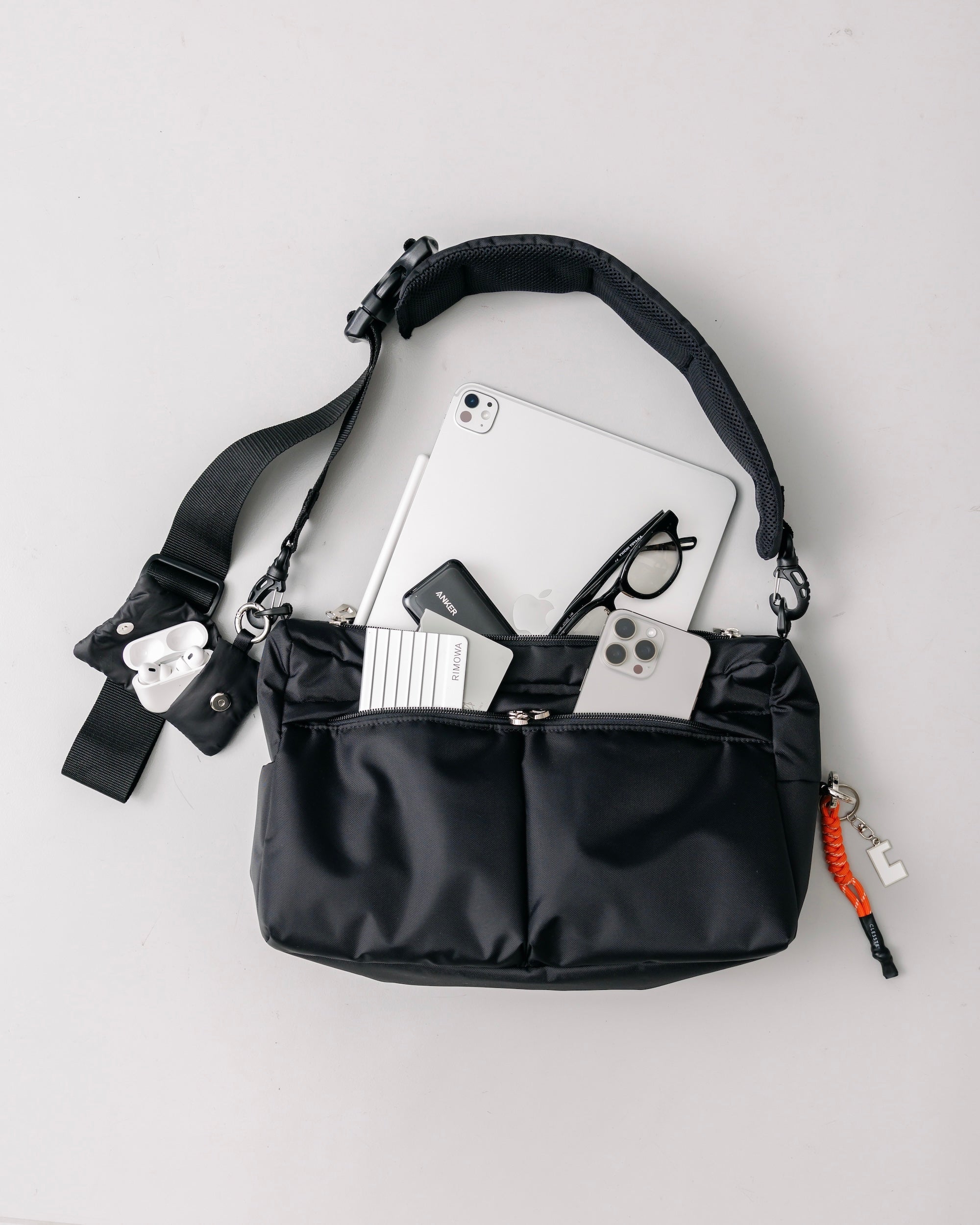 【8.27 WED 20:00- IN STOCK】MULTI POCKET HOLIDAY BAG