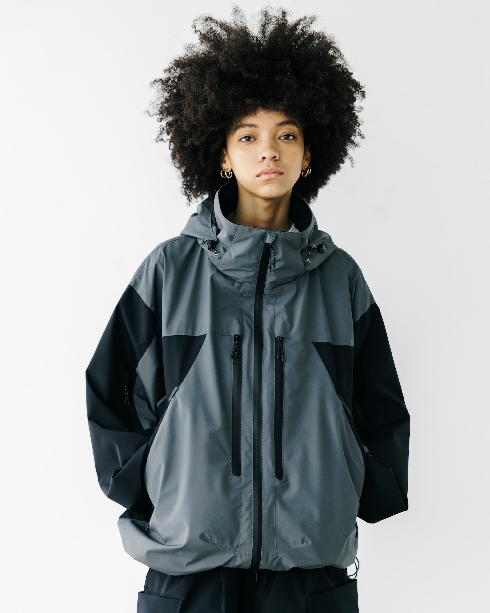 【9.3 WED 20:00- IN STOCK】+phenix WINDSTOPPER® by GORE-TEX LABS CITY MOUNTAIN PARKA (GRAPHAITE GRAY×BLACK)