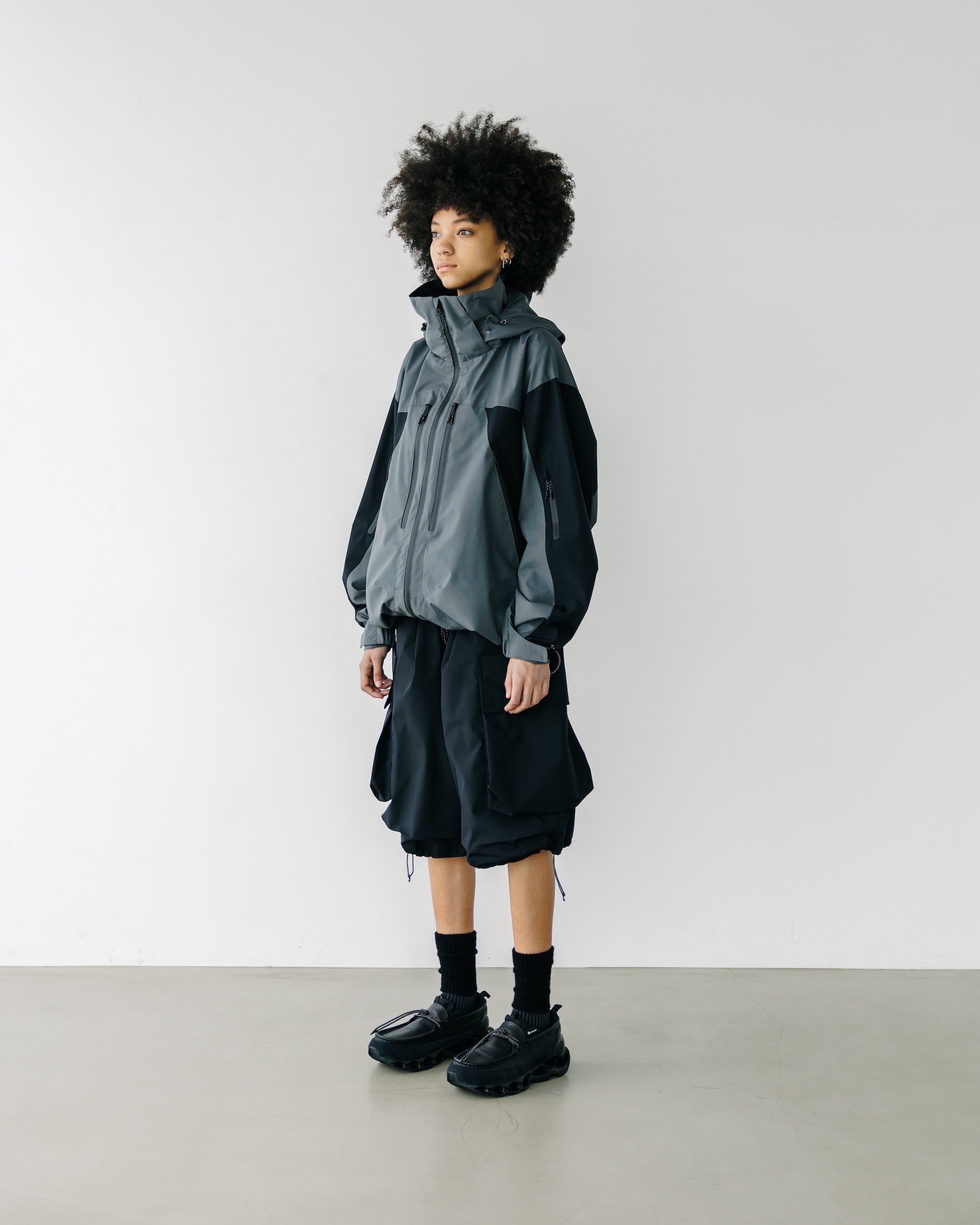 【9.3 WED 20:00- IN STOCK】+phenix WINDSTOPPER® by GORE-TEX LABS CITY MOUNTAIN PARKA (GRAPHAITE GRAY×BLACK)