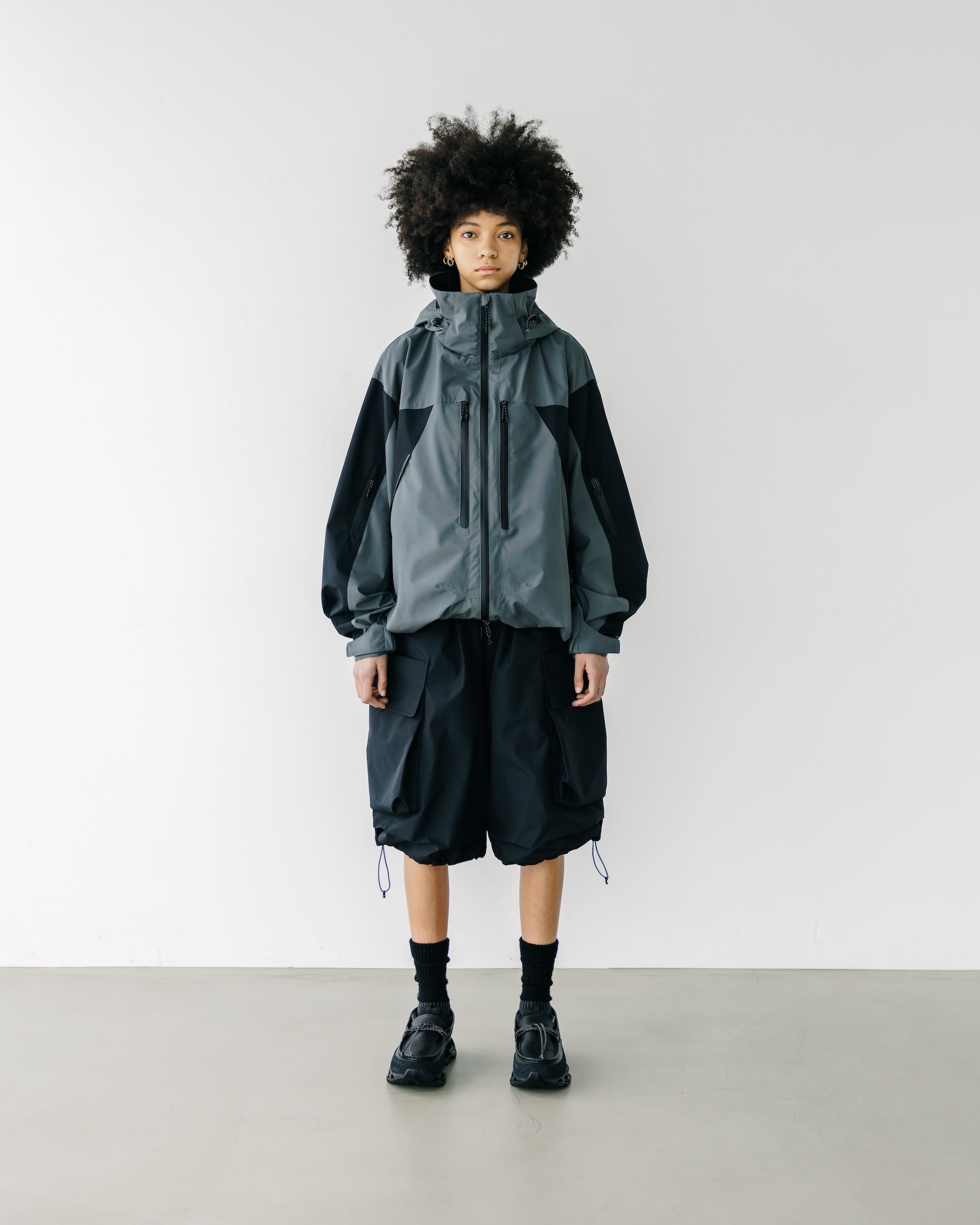 【9.3 WED 20:00- IN STOCK】+phenix WINDSTOPPER® by GORE-TEX LABS CITY MOUNTAIN PARKA (GRAPHAITE GRAY×BLACK)