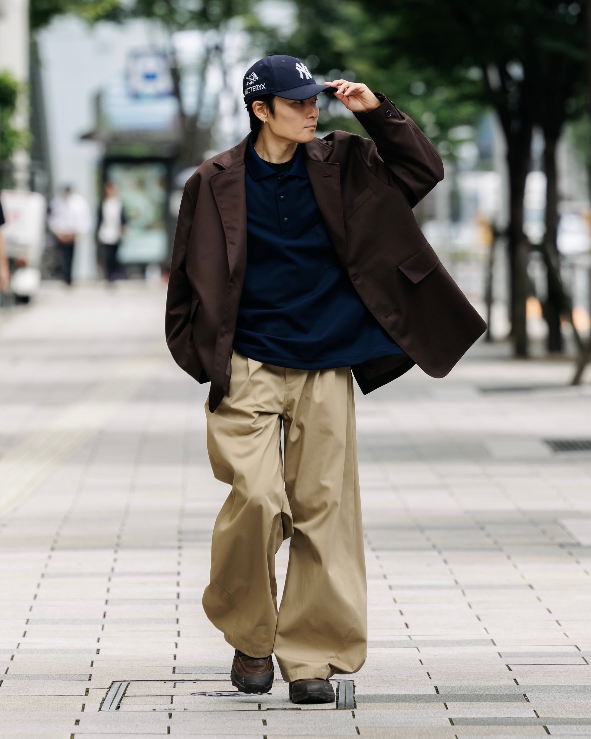 【9.6 SAT 20:00- IN STOCK】WOOL GABARDINE CITY UNIFORM TAILORED JACKET (BROWN)