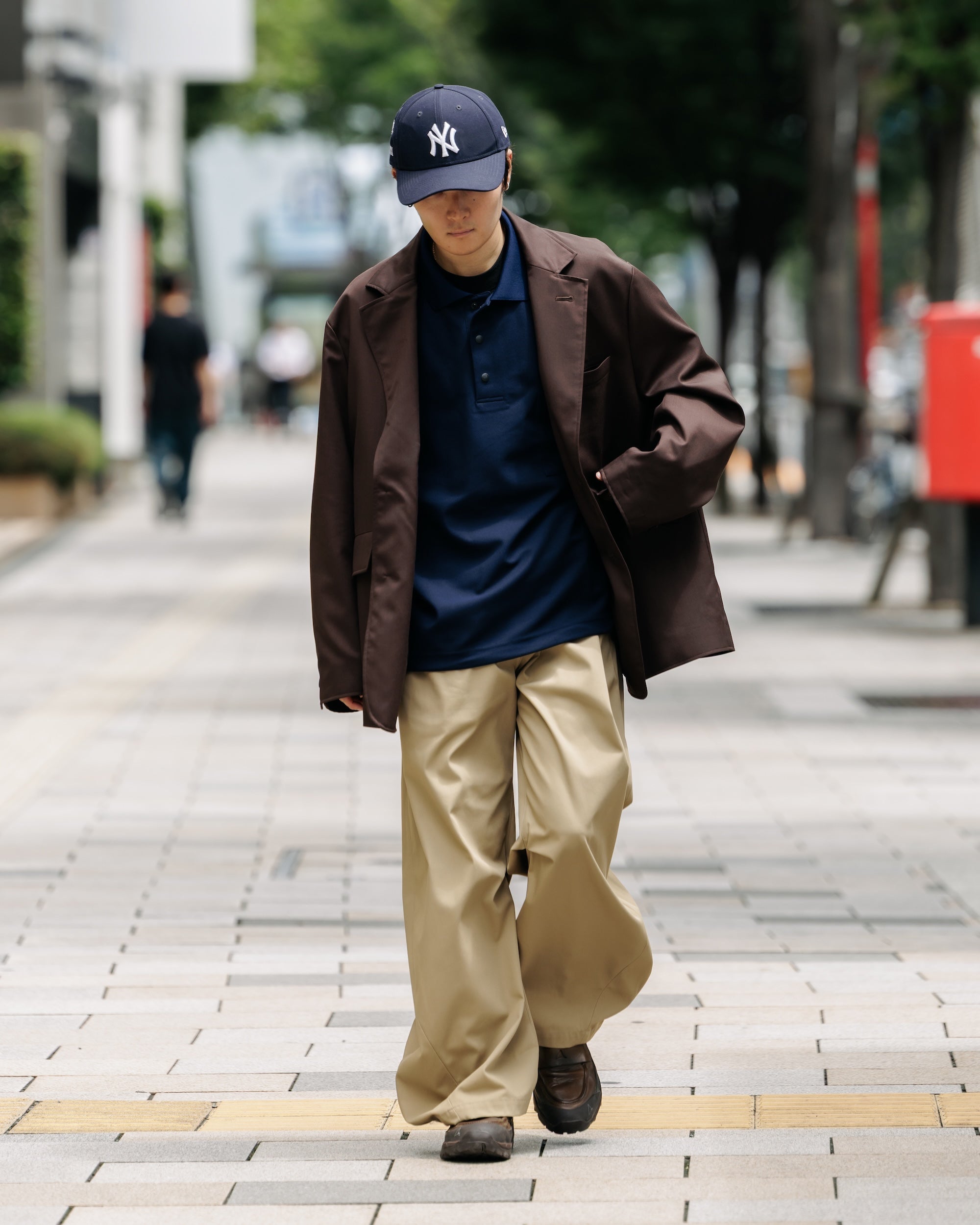 【9.6 SAT 20:00- IN STOCK】WOOL GABARDINE CITY UNIFORM TAILORED JACKET (BROWN)