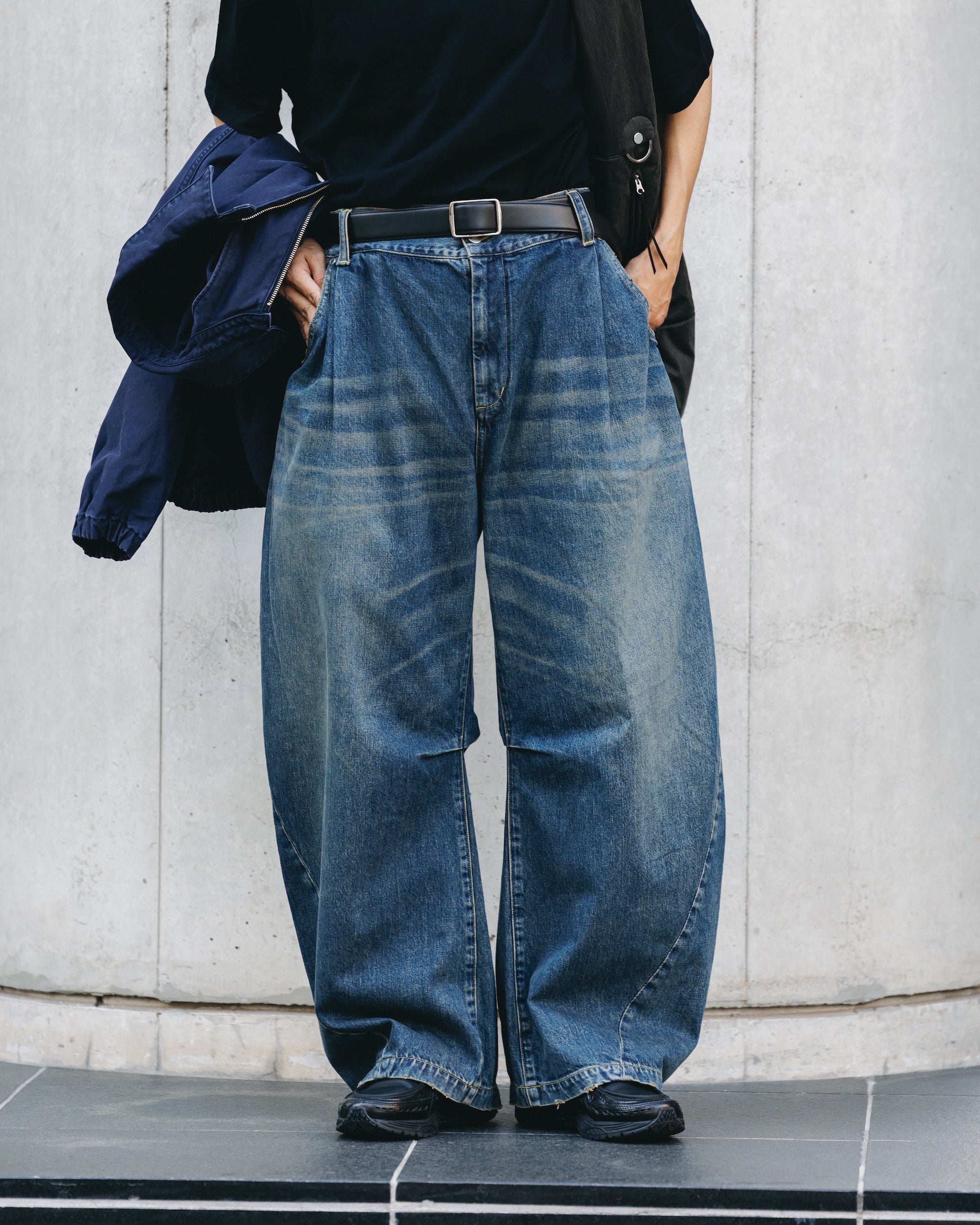 【9.6 SAT 20:00- IN STOCK】HOLELESS ESSENTIAL LEATHER BELT (BLACK)