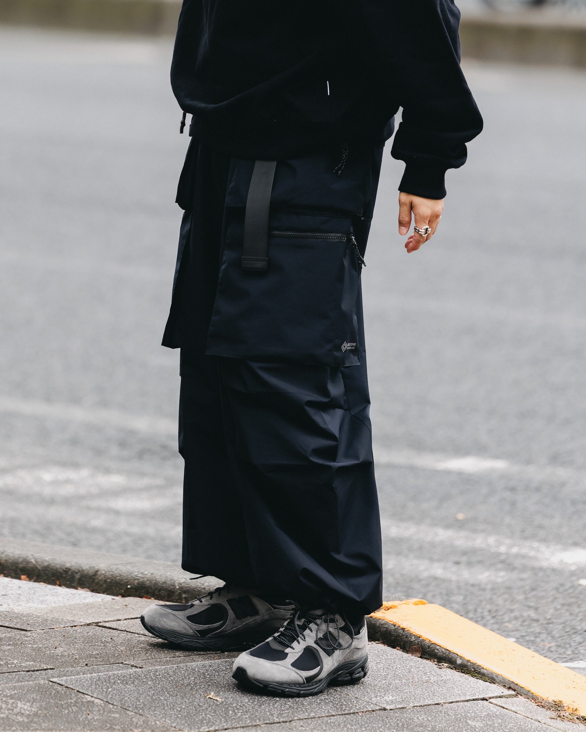 【10.8 WED 20:00- IN STOCK】+phenix WINDSTOPPER® by GORE-TEX LABS CITY MILITARY CURVE PANTS (BLACK)