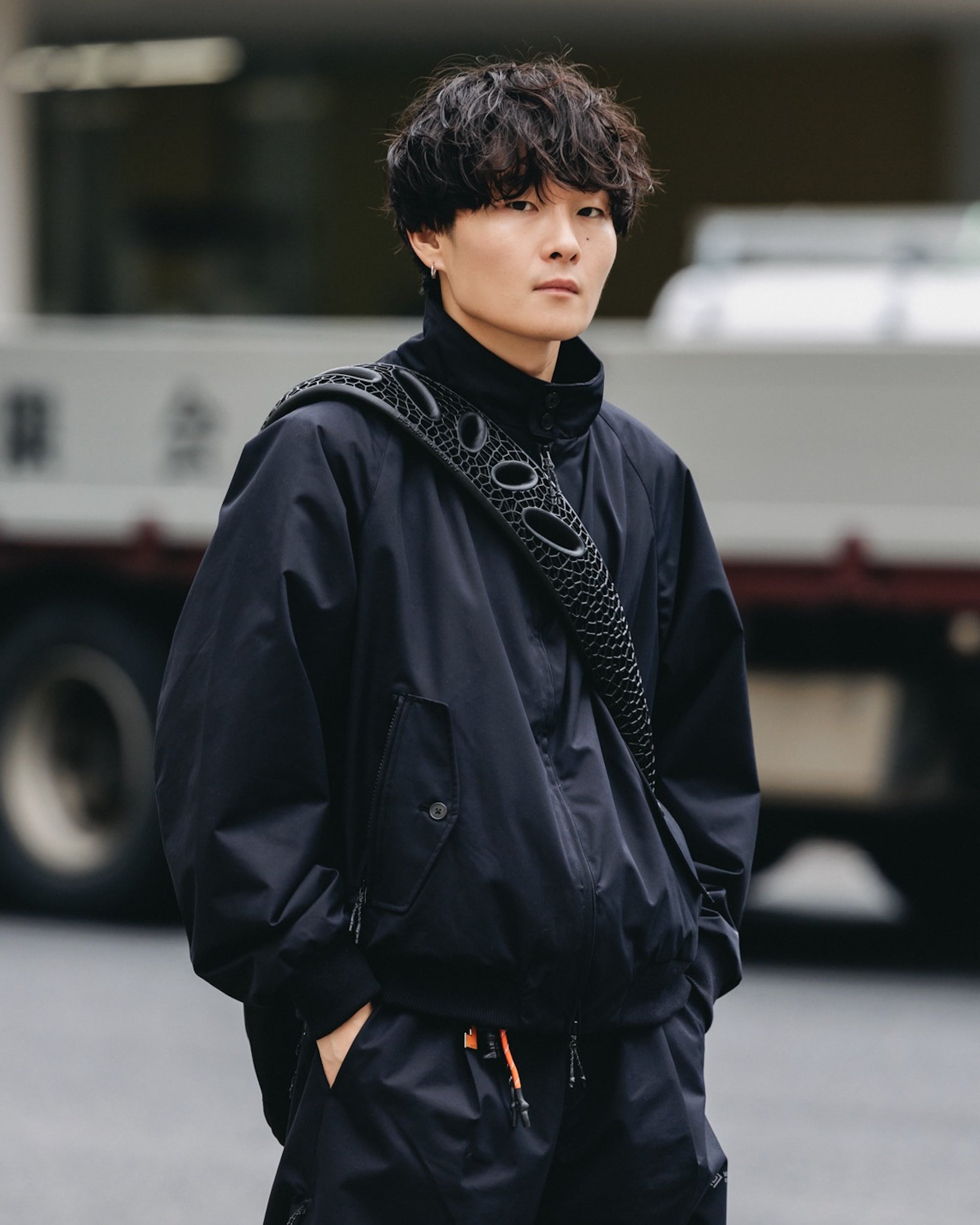 +phenix WINDSTOPPER® by GORE-TEX LABS TWILL CITY HARRINGTON JACKET (BLACK)