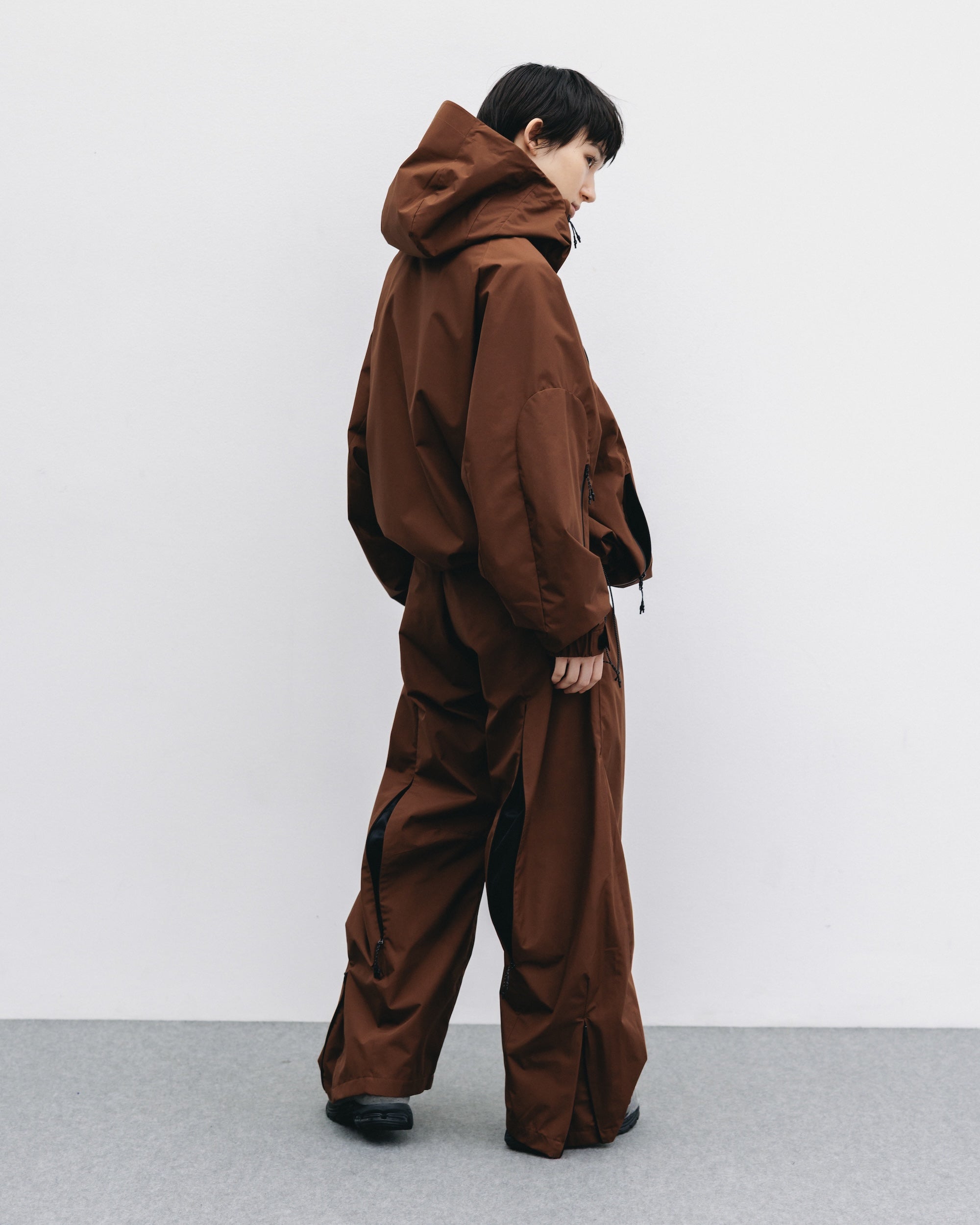 +phenix WINDSTOPPER® by GORE-TEX LABS CITY MOUNTAIN JACKET (CHOCOLATE BROWN)