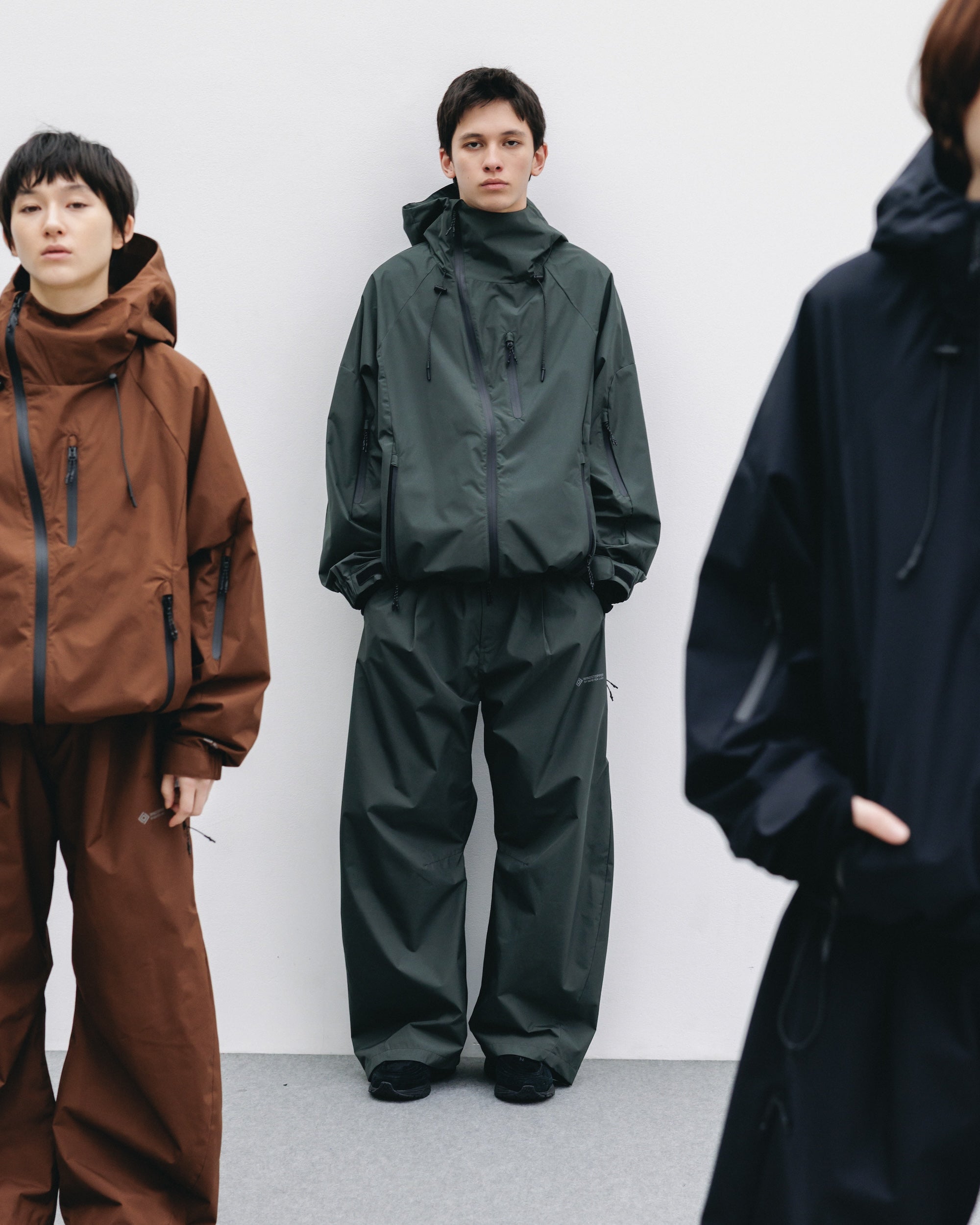 +phenix WINDSTOPPER® by GORE-TEX LABS CITY MOUNTAIN JACKET (ASPHALT GRAY)