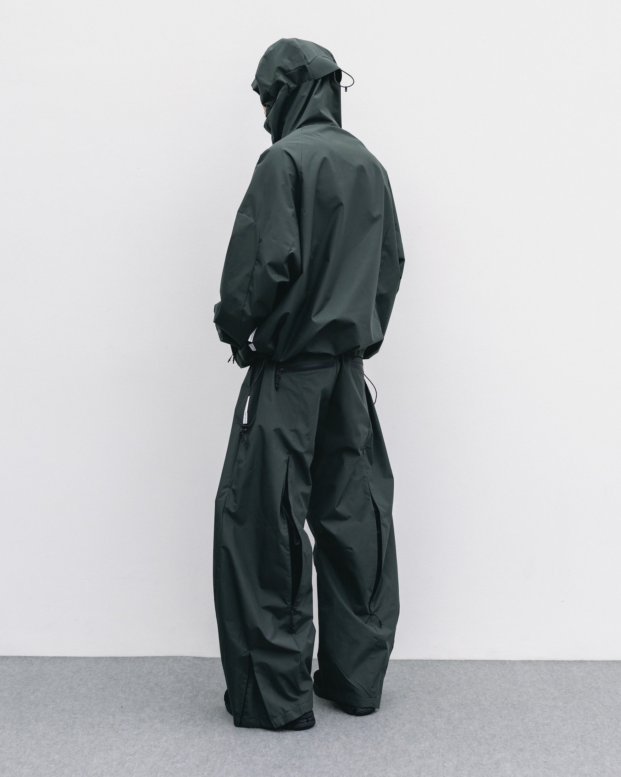 +phenix WINDSTOPPER® by GORE-TEX LABS CITY MOUNTAIN JACKET (ASPHALT GRAY)