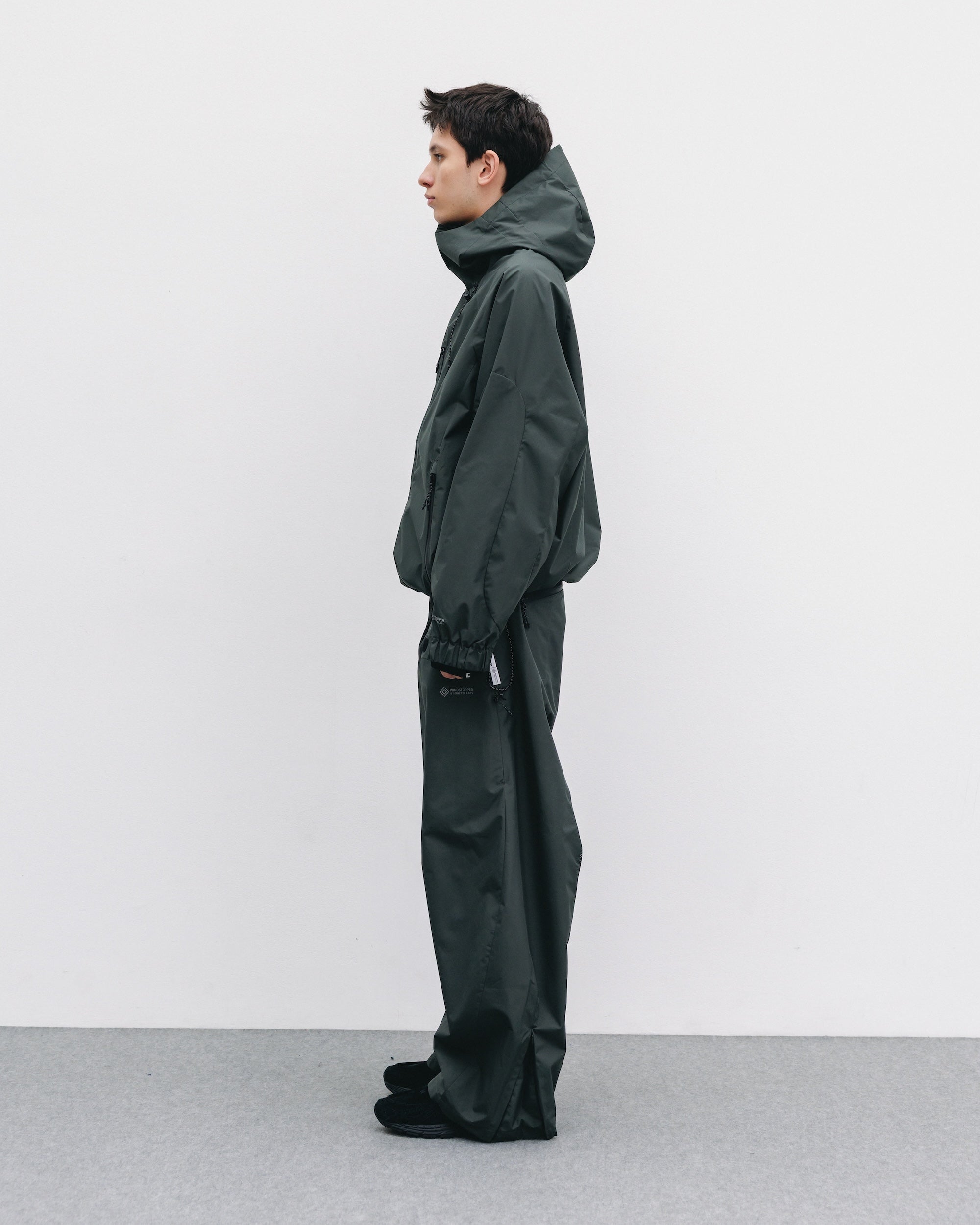 +phenix WINDSTOPPER® by GORE-TEX LABS CITY MOUNTAIN JACKET (ASPHALT GRAY)