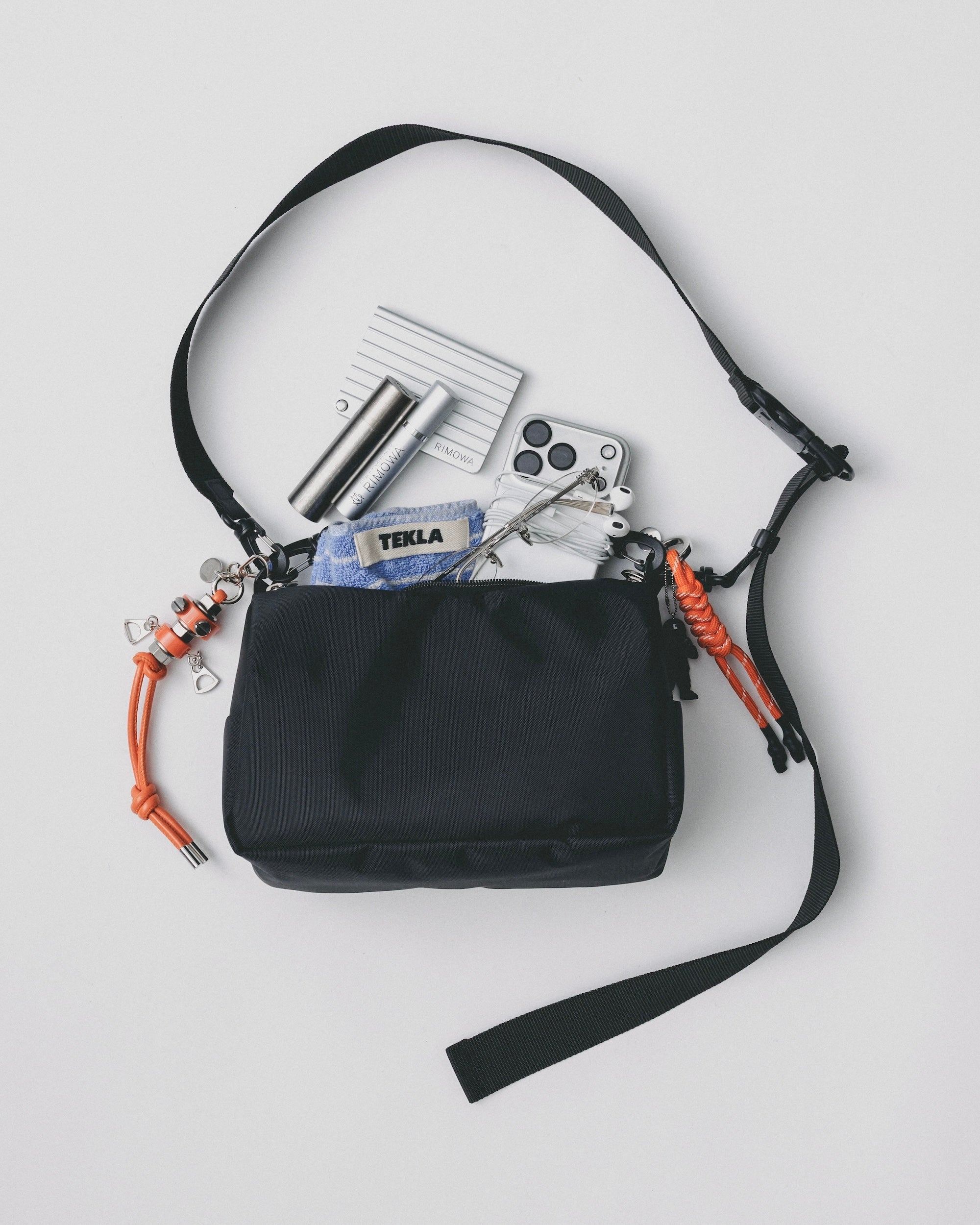 【12.17 WED 20:00- IN STOCK】【EX.】CRISTY ROBOT KNOT CHARM BY ITTI (ORANGE)