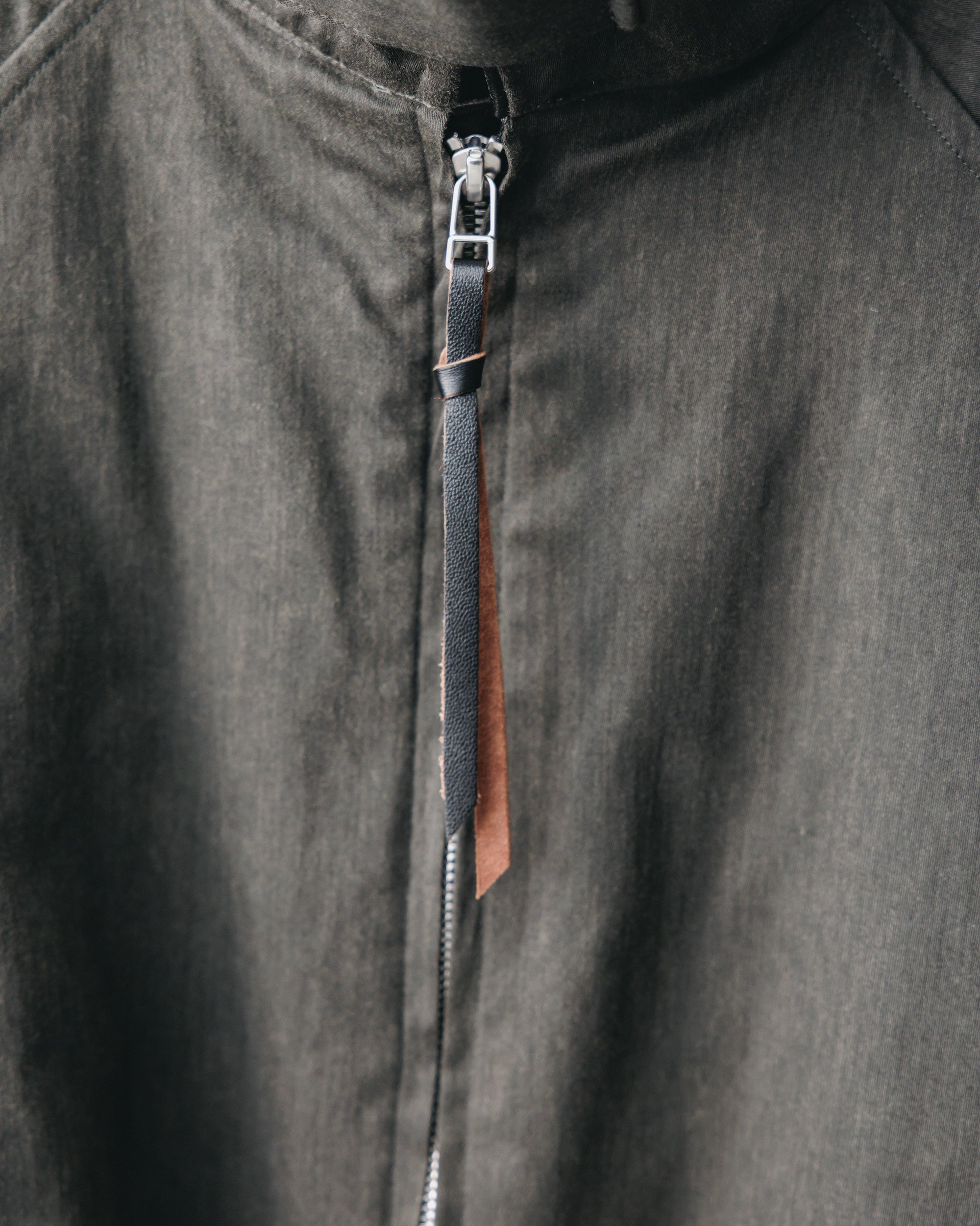 VINTAGE EFFECT PADDED CITY UTILITY JACKET (BLACK)