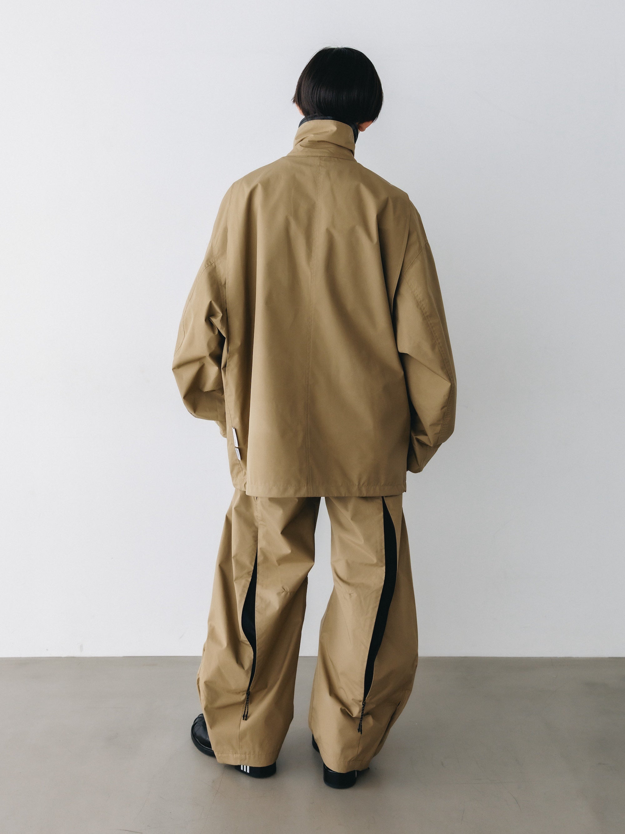 +phenix WINDSTOPPER® BY GORE-TEX LABS CITY STORAGE COVERALL JACKET (CAMEL BEIGE)