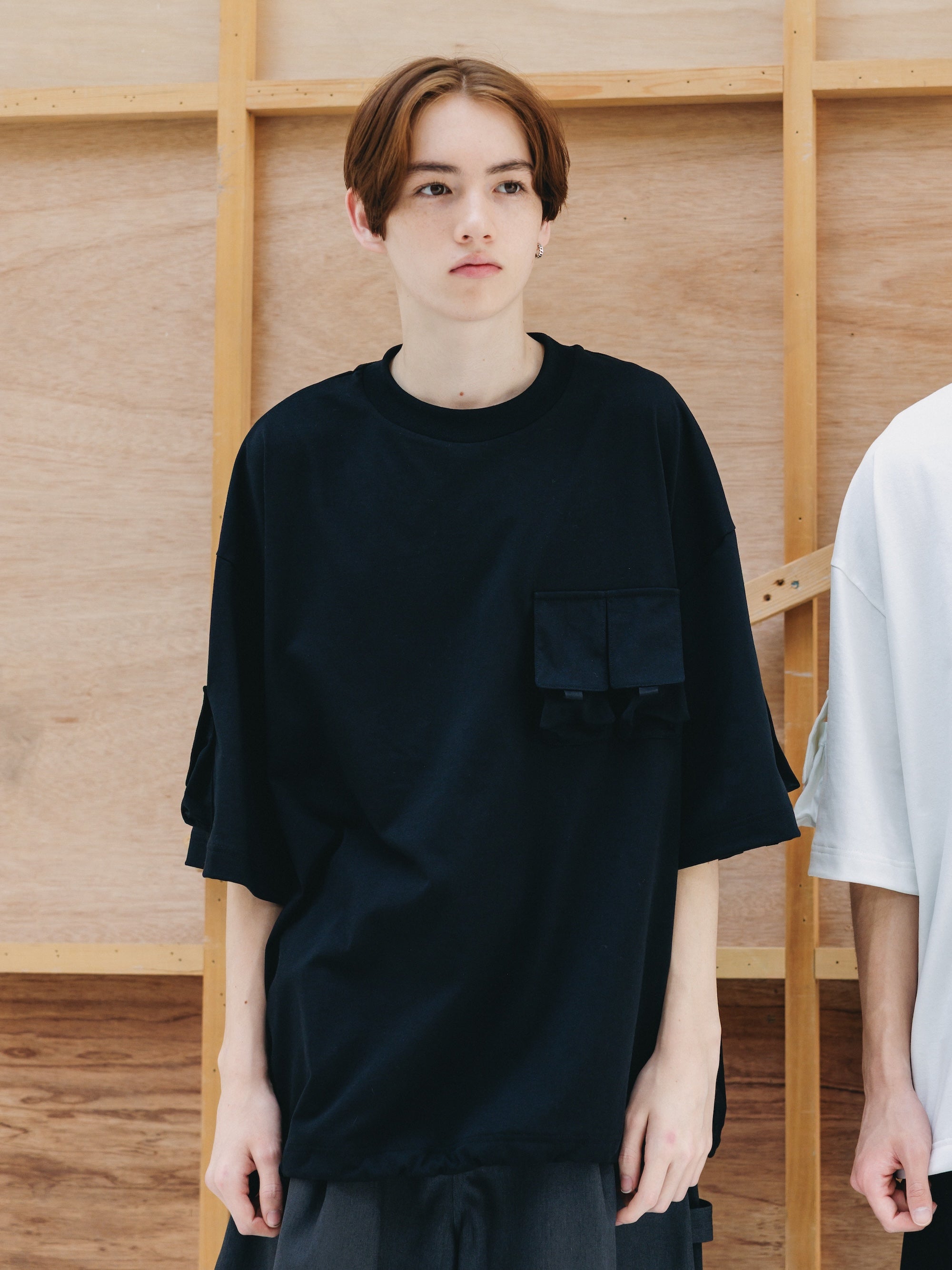 【7.1 WED 20:00- IN STOCK】MULTI POCKET S/S T-SHIRT (BLACK)