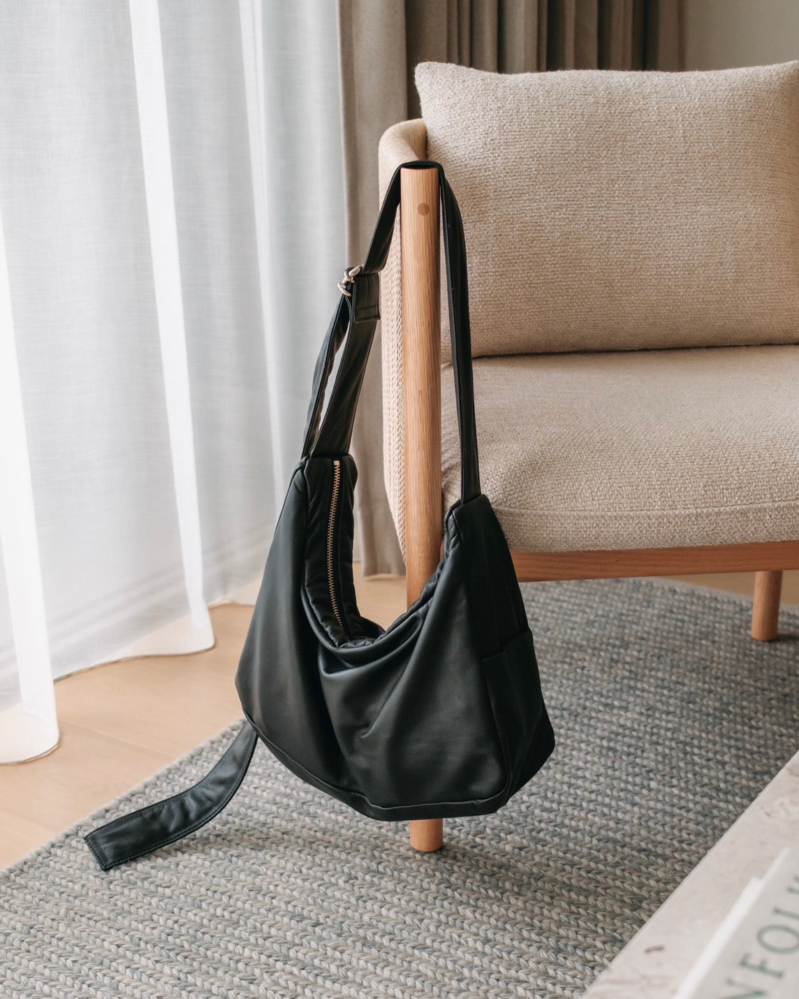 LEATHER HOLIDAY BAG