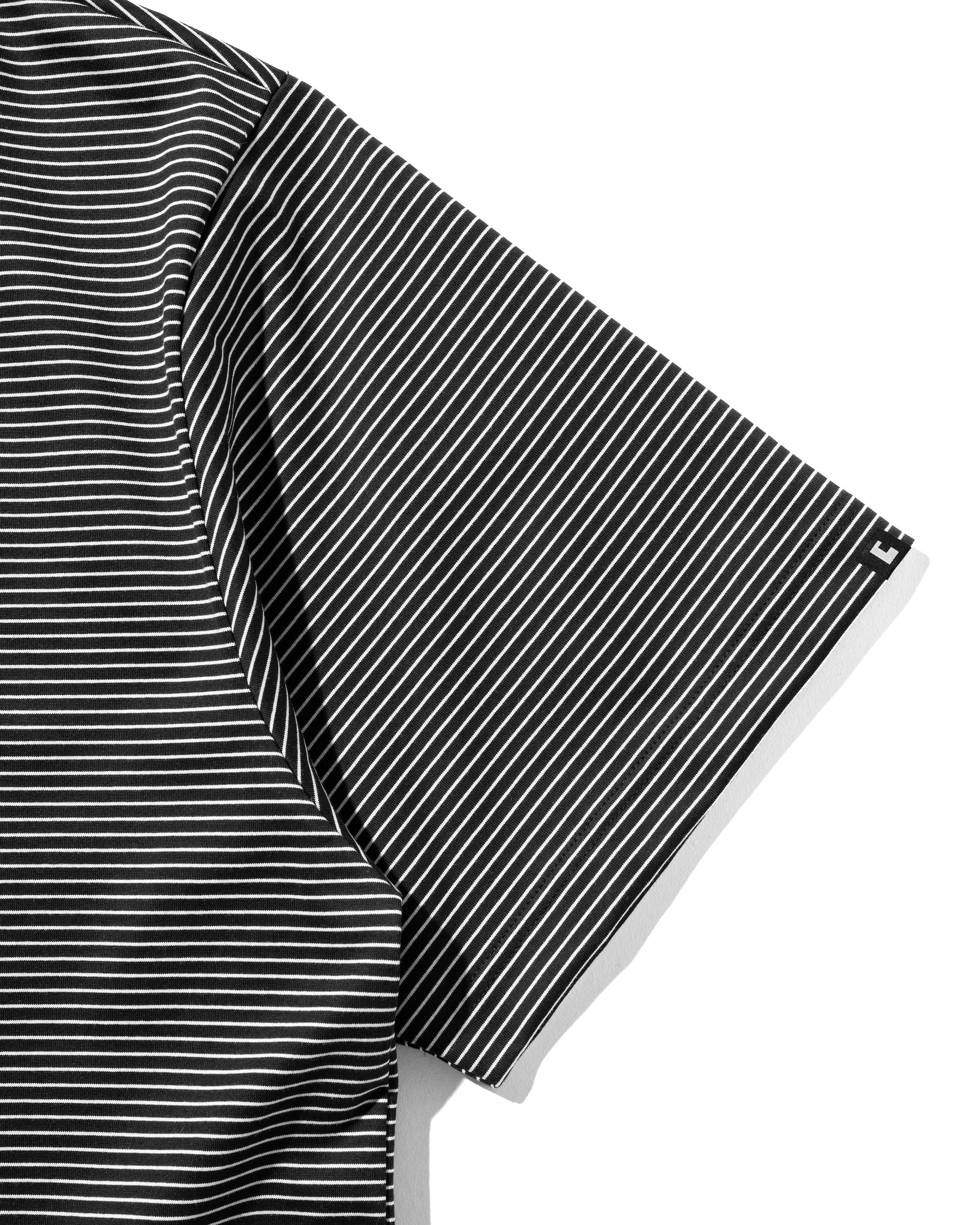 【7.30 WED 20:00- IN STOCK】"C"STRIPED MASSIVE T-SHIRT WITH DRAWSTRINGS (BLACK×WHITE)