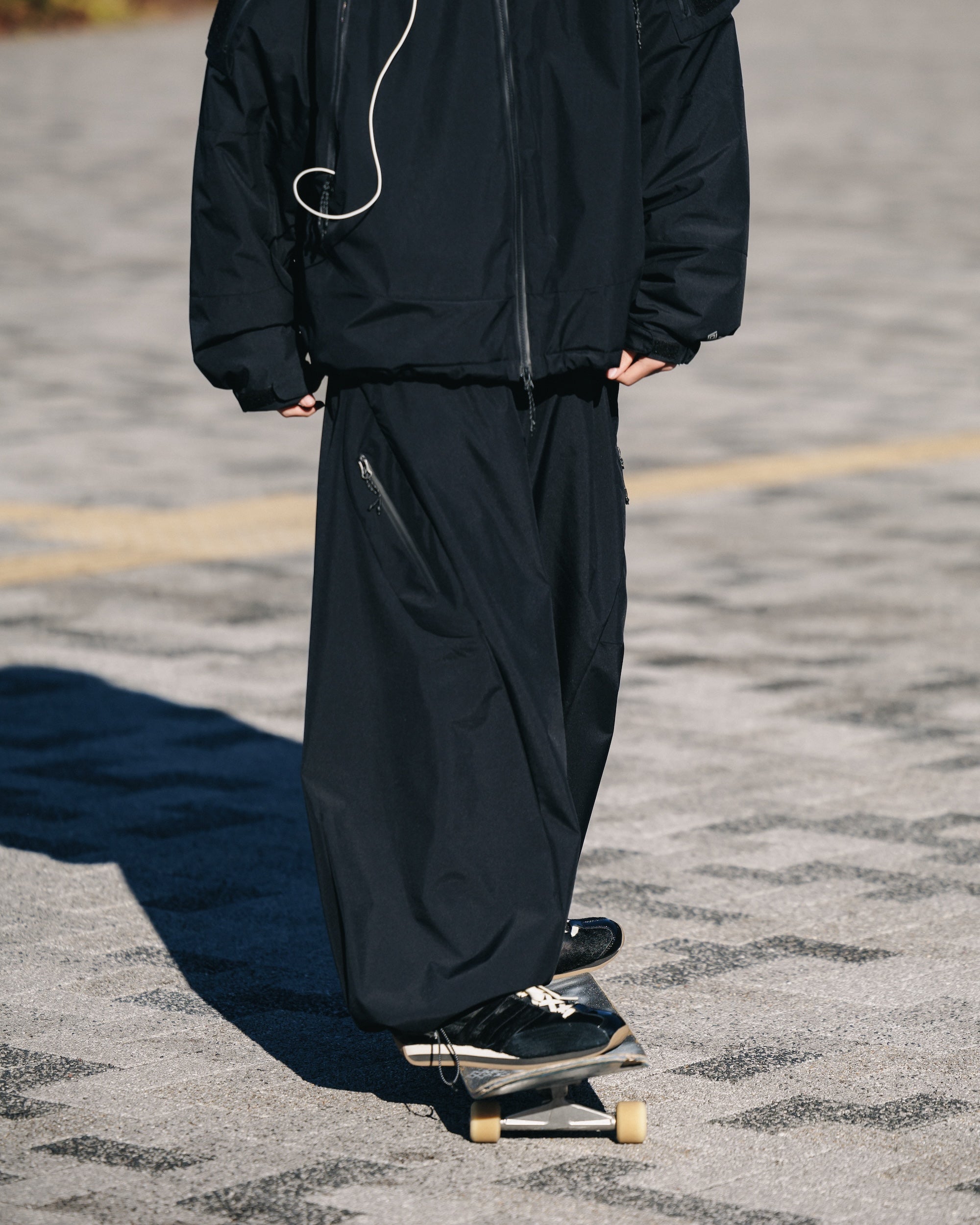 【1.10 SAT 20:00- IN STOCK】+phenix WINDSTOPPER® by GORE-TEX LABS TECH MASSIVE TWISTED PANTS (BLACK)