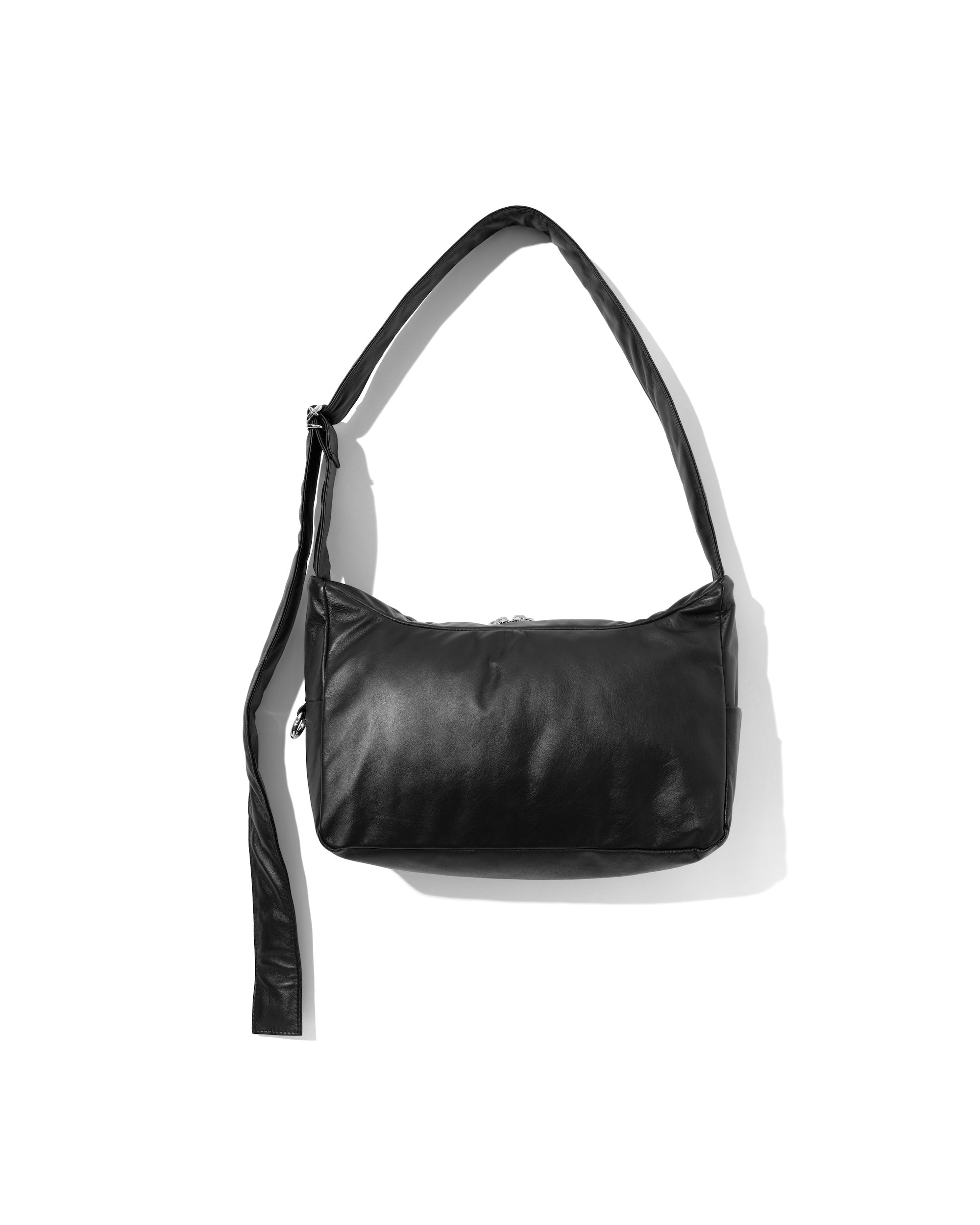 LEATHER HOLIDAY BAG
