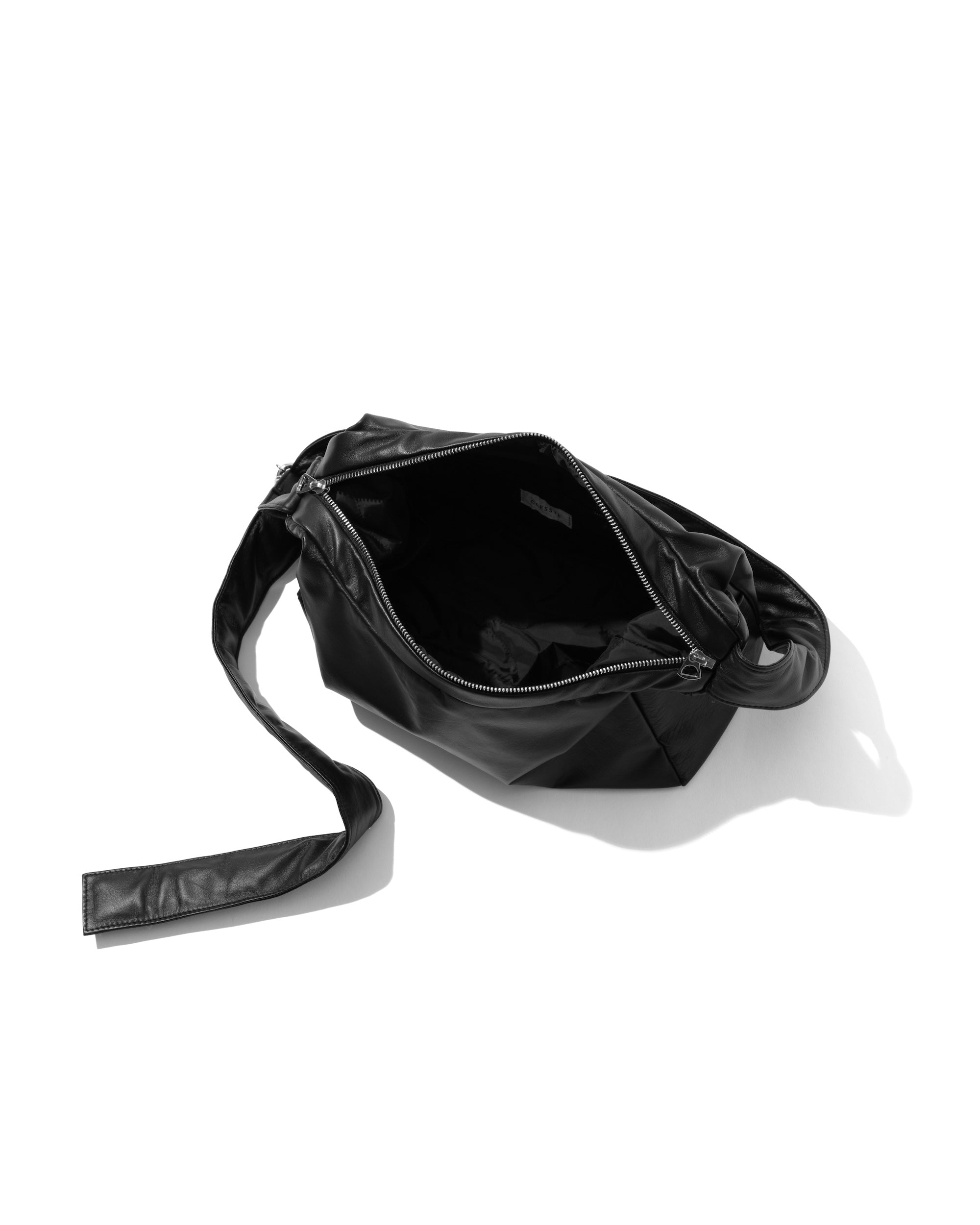 LEATHER HOLIDAY BAG