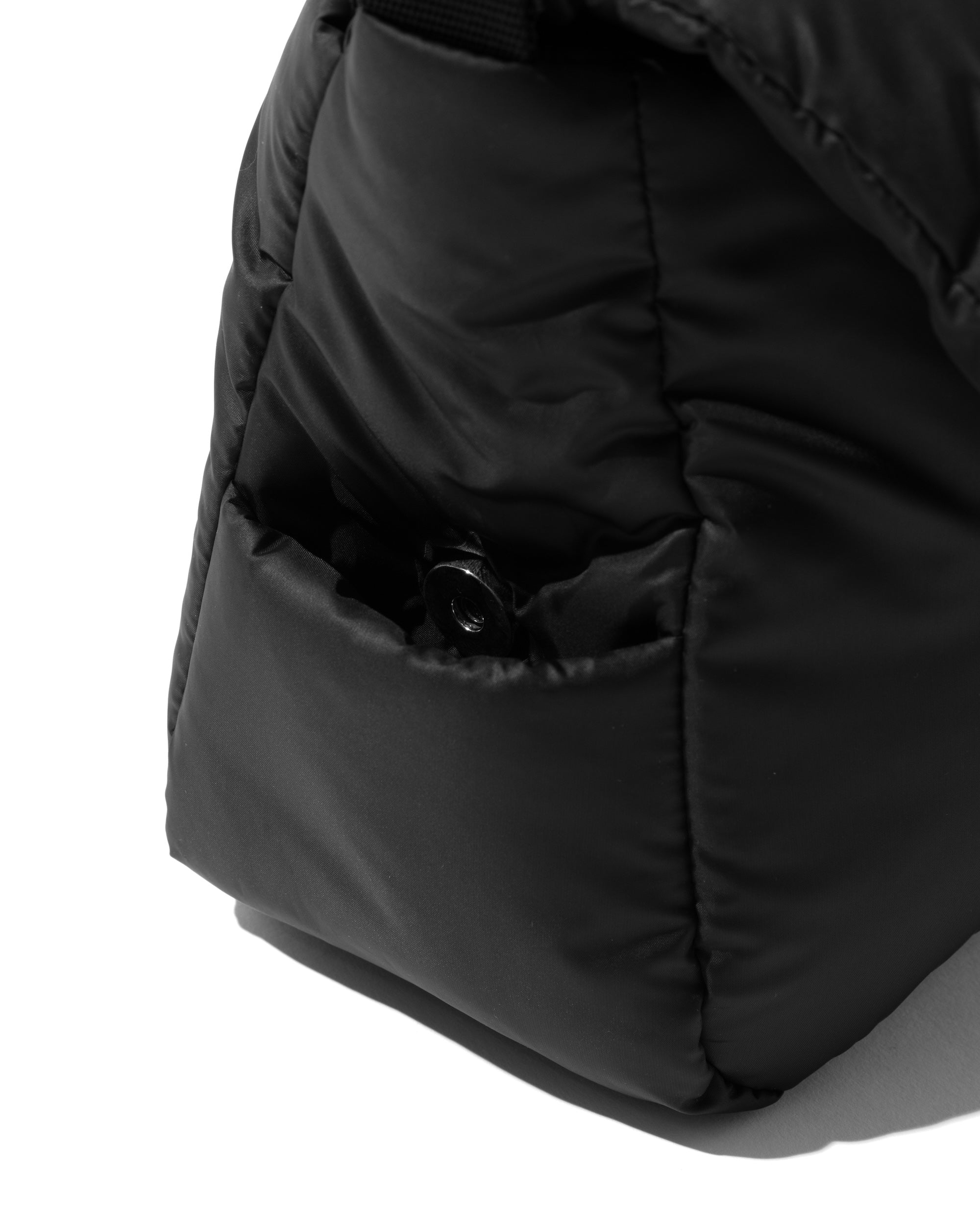 PADDED FLAP HOLIDAY BAG(BLACK)