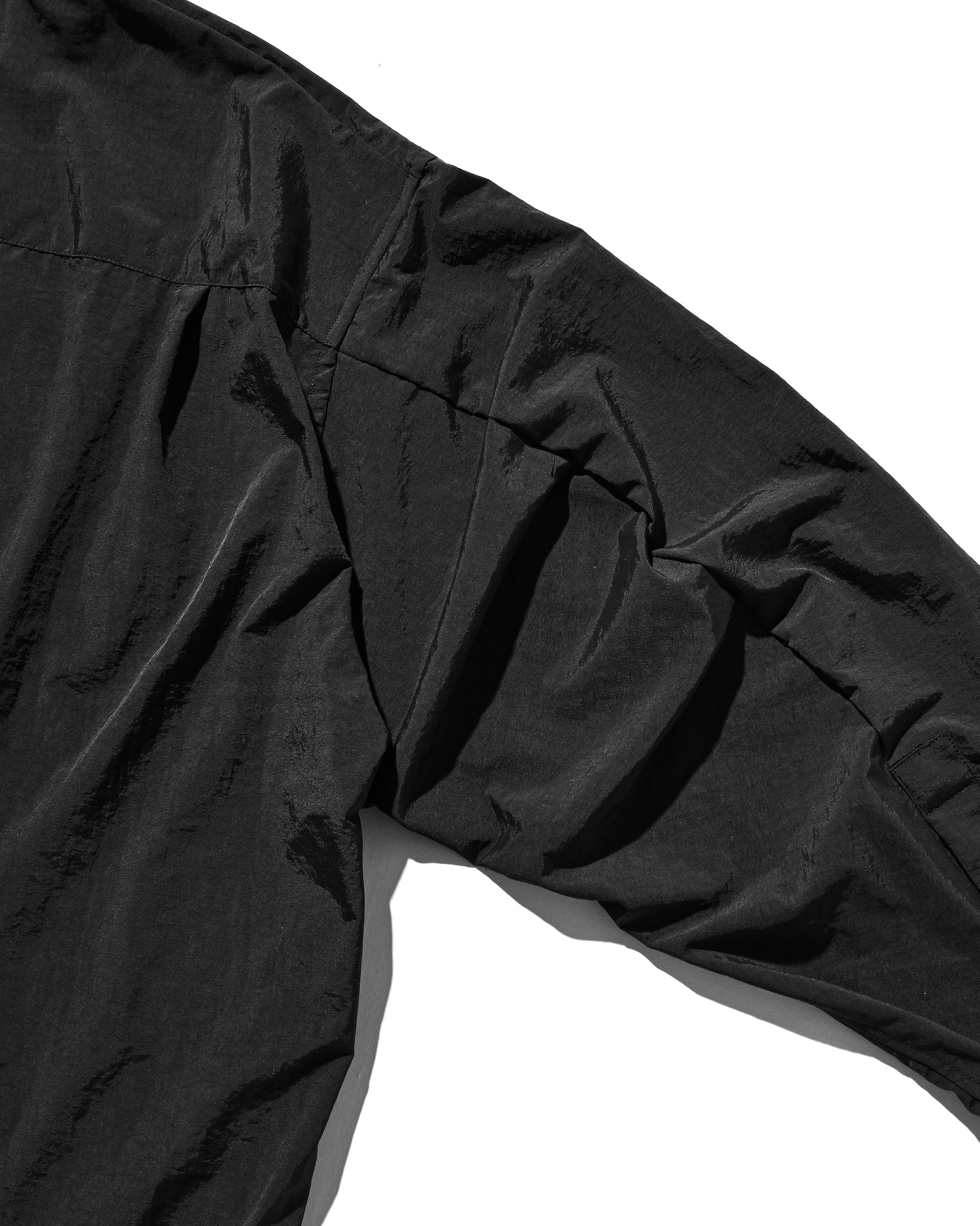 【10.15 WED 20:00- IN STOCK】WATER REPELLENT NYLON CITY UNIFORM L/S PULLOVER SHIRT FOR YGM (BLACK×BLACK)