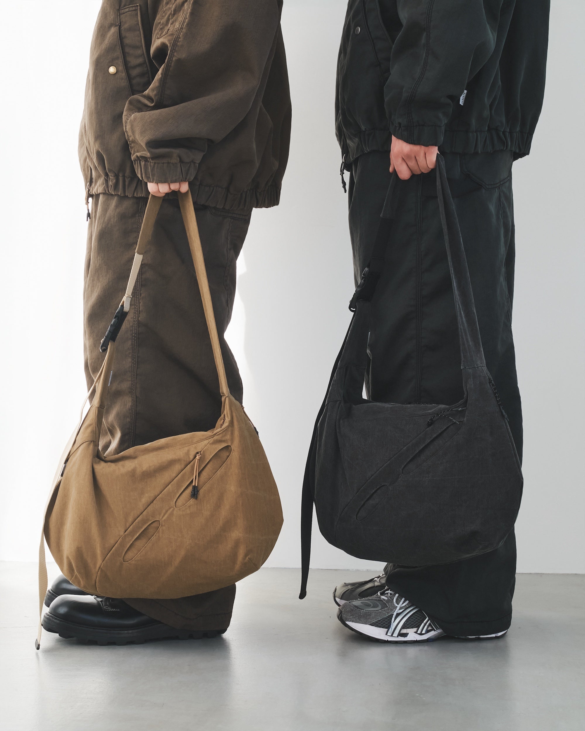 【2.7 SAT 20:00- IN STOCK】VINTAGE DYED FUTURE BAG (BLACK)