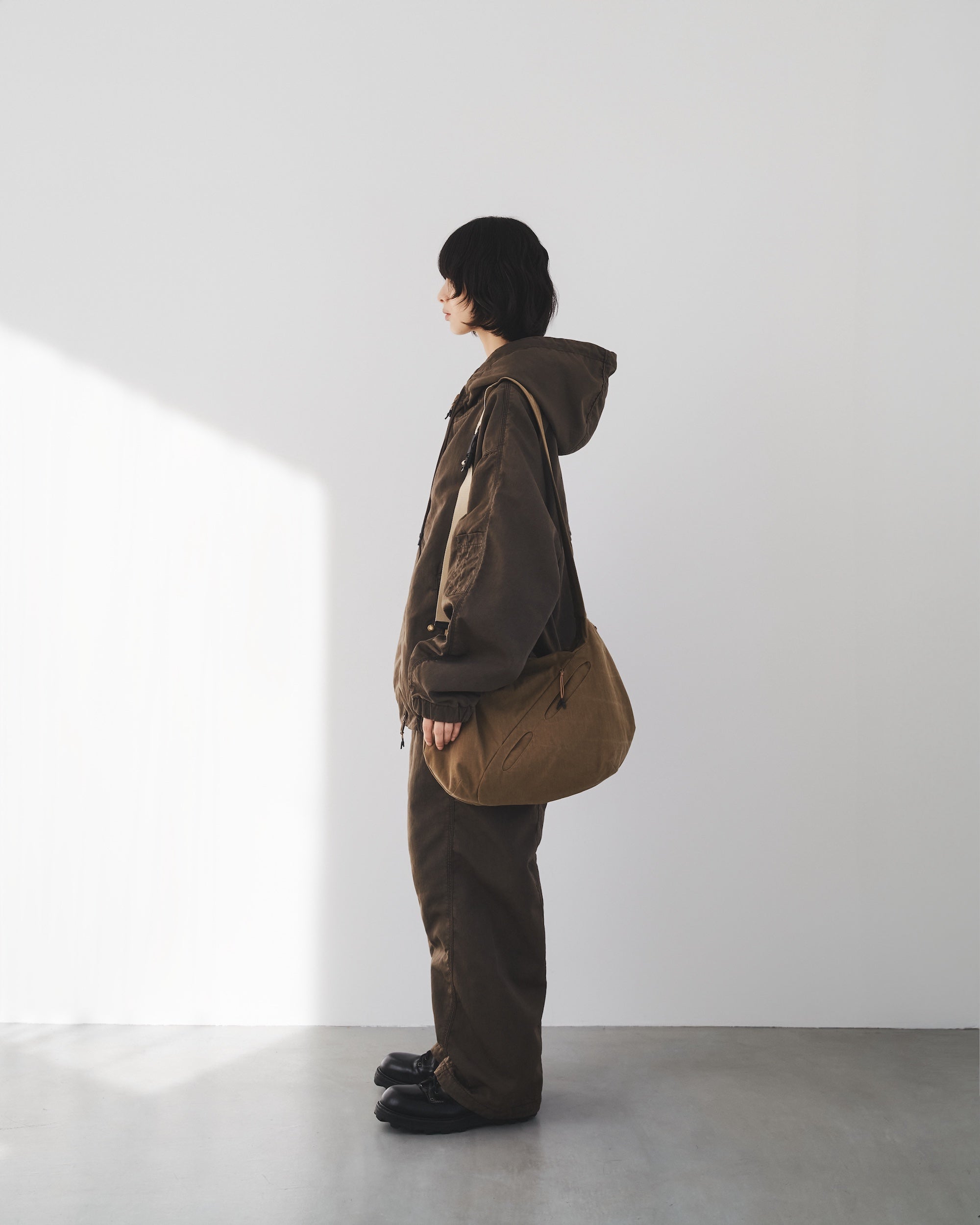 【2.7 SAT 20:00- IN STOCK】FADED FINISH NYLON CITY ACTIVE JACKET (FADE BROWN)