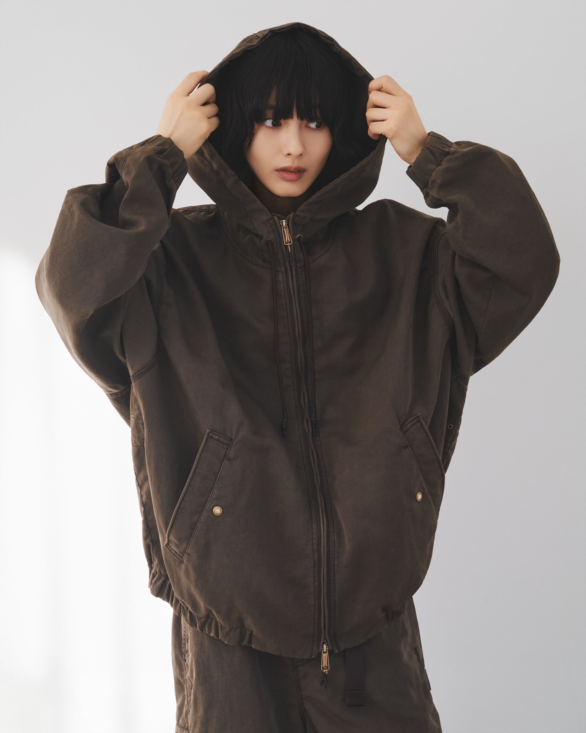 FADED FINISH NYLON CITY ACTIVE JACKET (FADE BROWN)