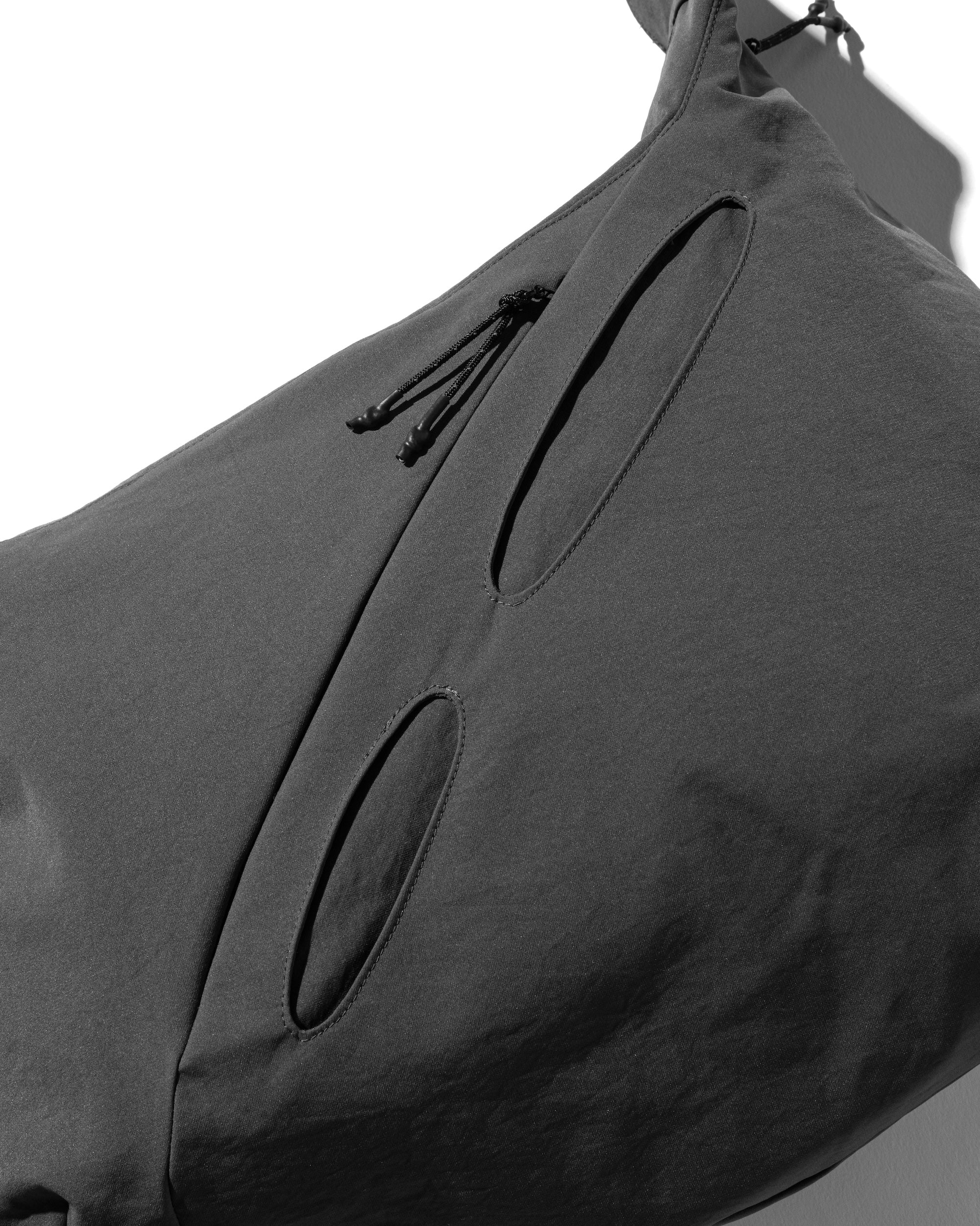 【11.13 WED 20:00- IN STOCK】SOFT SHELL FUTURE BAG