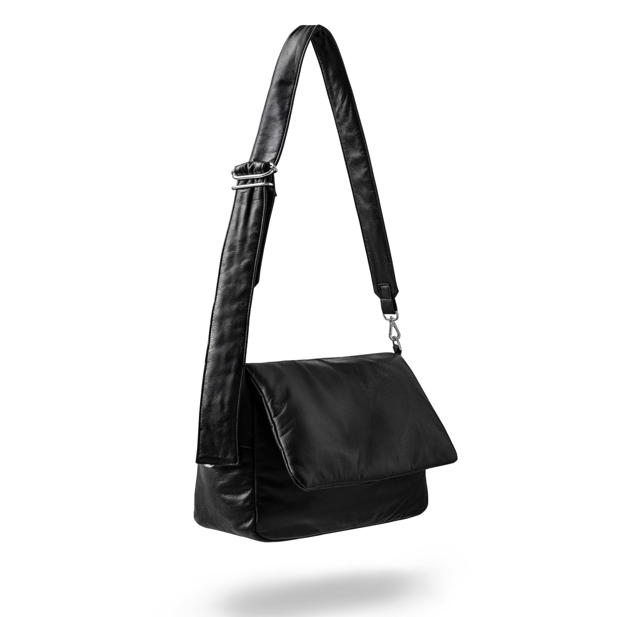 SL】LEATHER PADDED FLAP HOLIDAY BAG