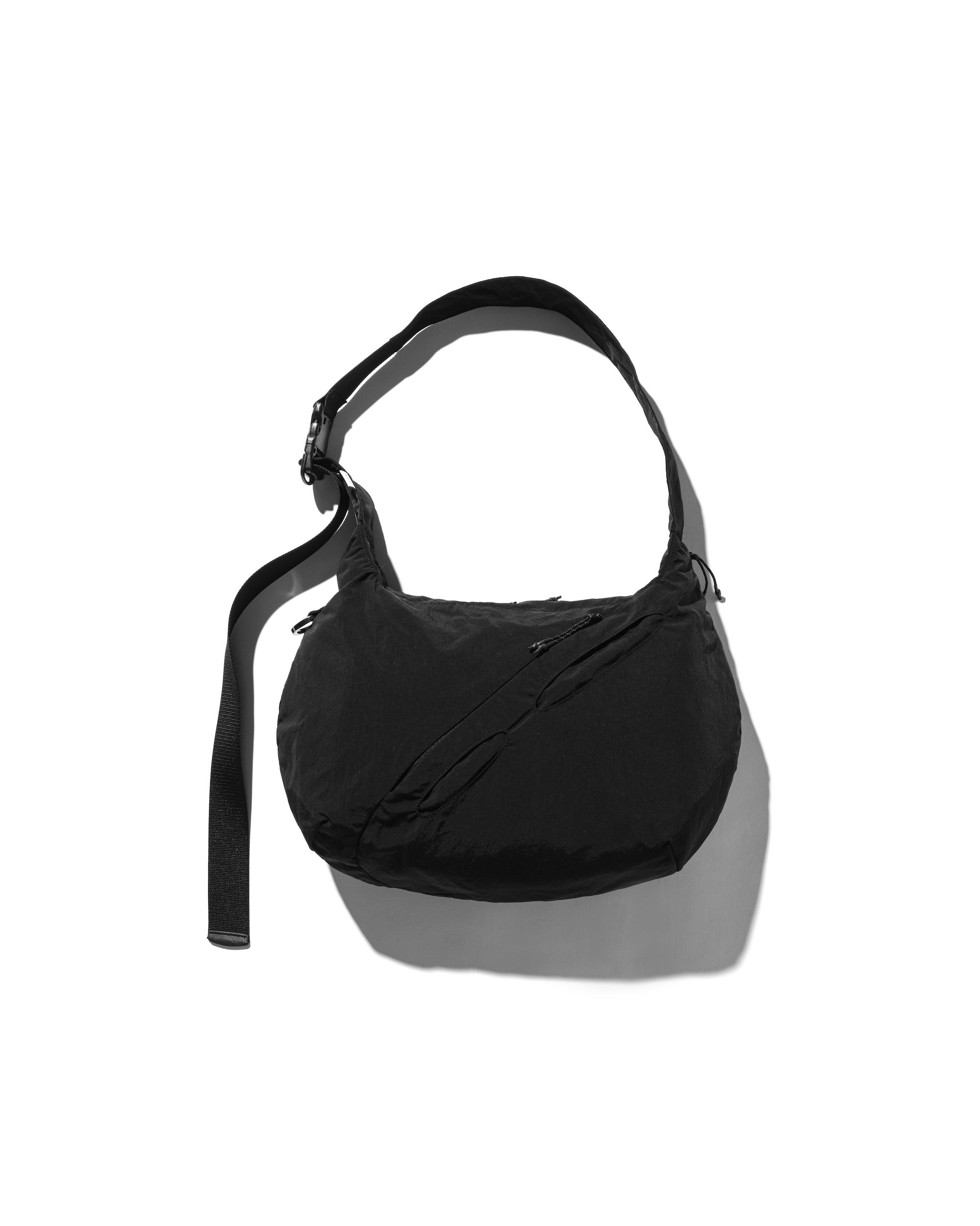 【7.16 WED 20:00- IN STOCK】ACTIVE CITY FUTURE BAG (BLACK)