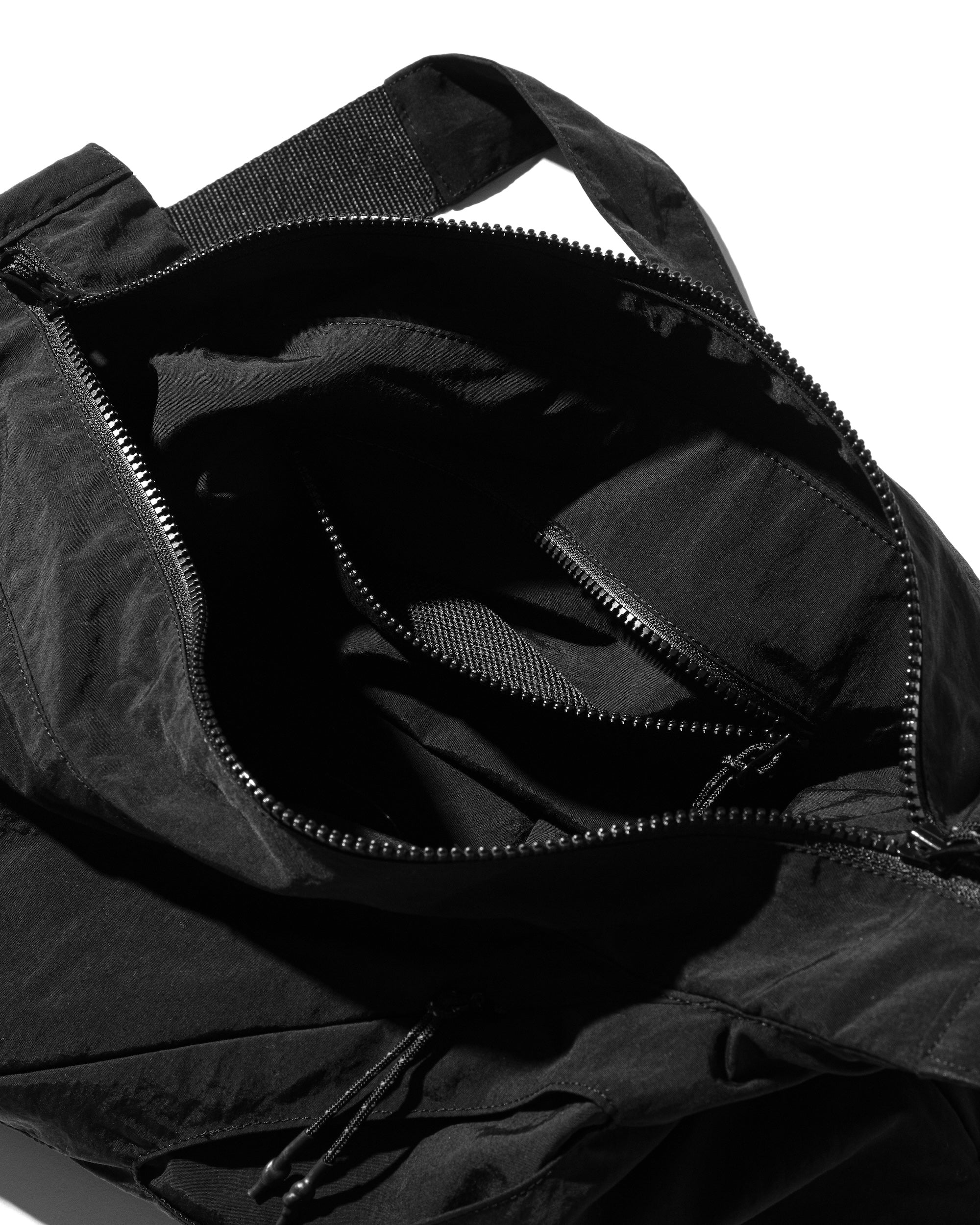 ACTIVE CITY FUTURE BAG (BLACK)