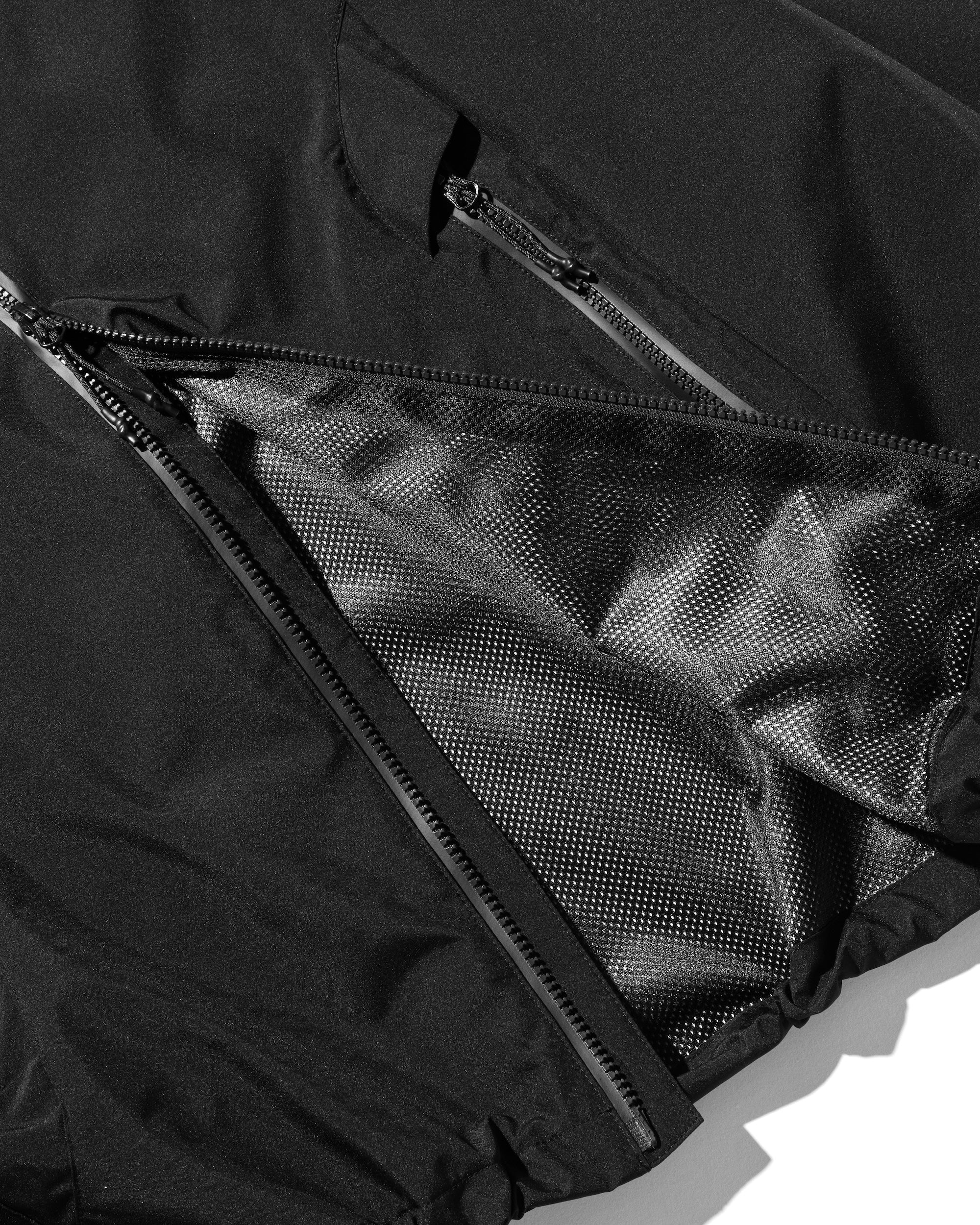 【3.12 WED 20:00- IN STOCK】+phenix WINDSTOPPER® by GORE-TEX LABS CITY SIDEWINDER JACKET (BLACK)