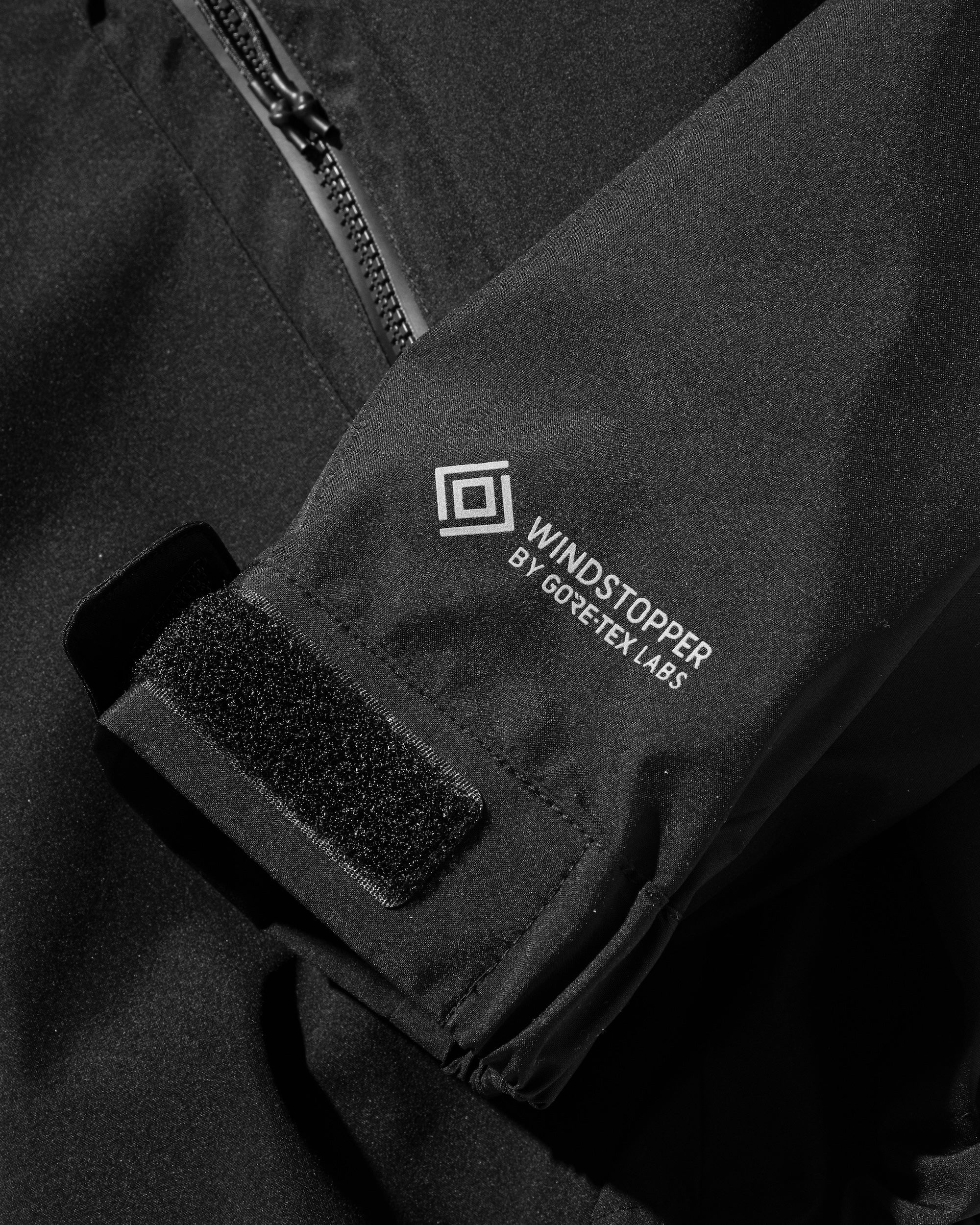 【3.12 WED 20:00- IN STOCK】+phenix WINDSTOPPER® by GORE-TEX LABS CITY SIDEWINDER JACKET (BLACK)