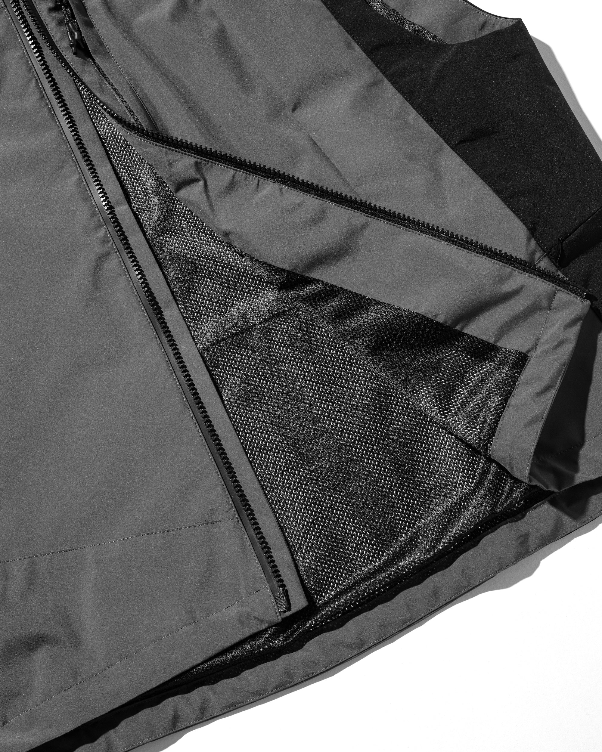 +phenix WINDSTOPPER® by GORE-TEX LABS CITY MILITARY VEST