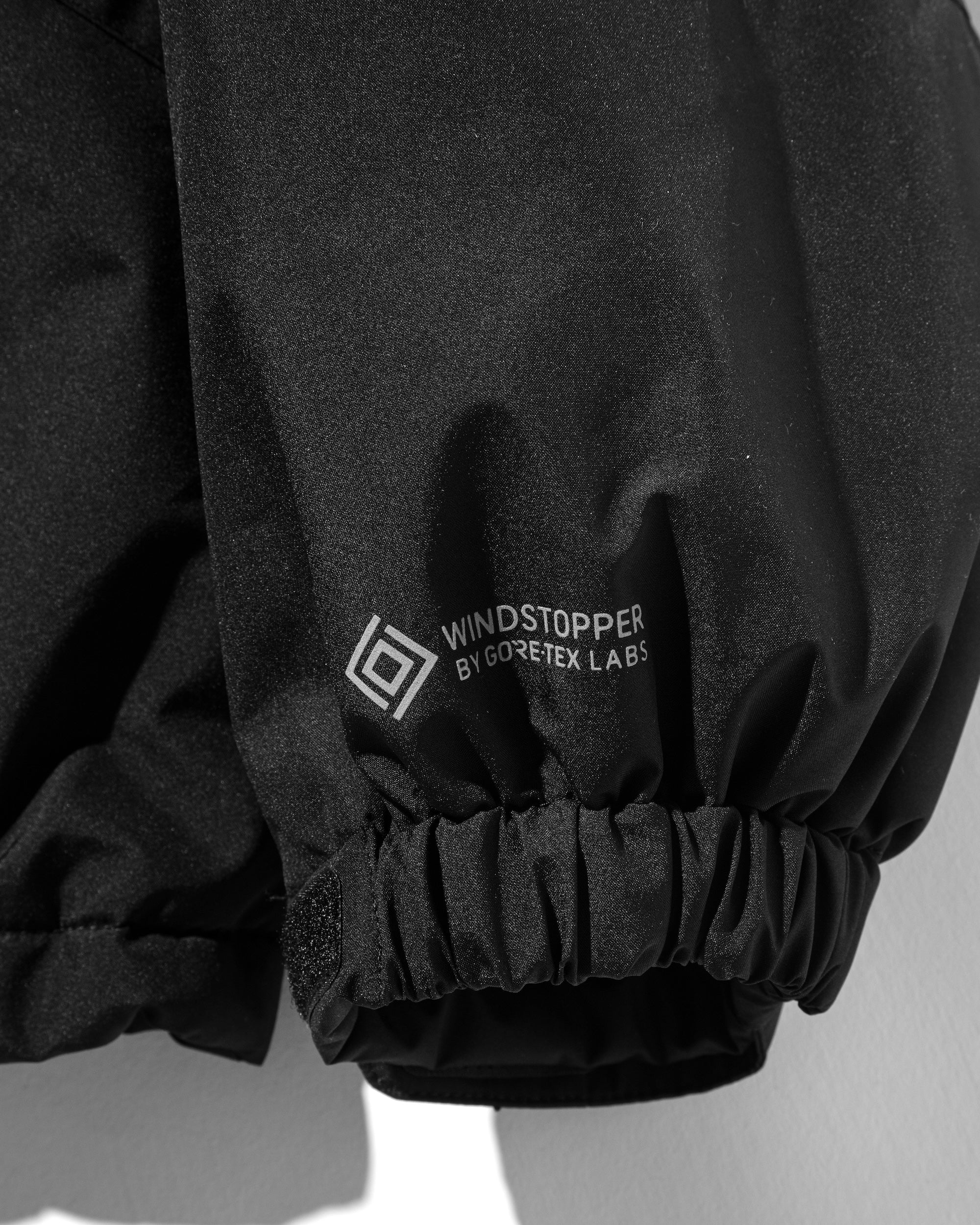 【1.11 SAT 20:00- IN STOCK】+phenix WINDSTOPPER® by GORE-TEX LABS PUFFER CITY MILITARY JACKET