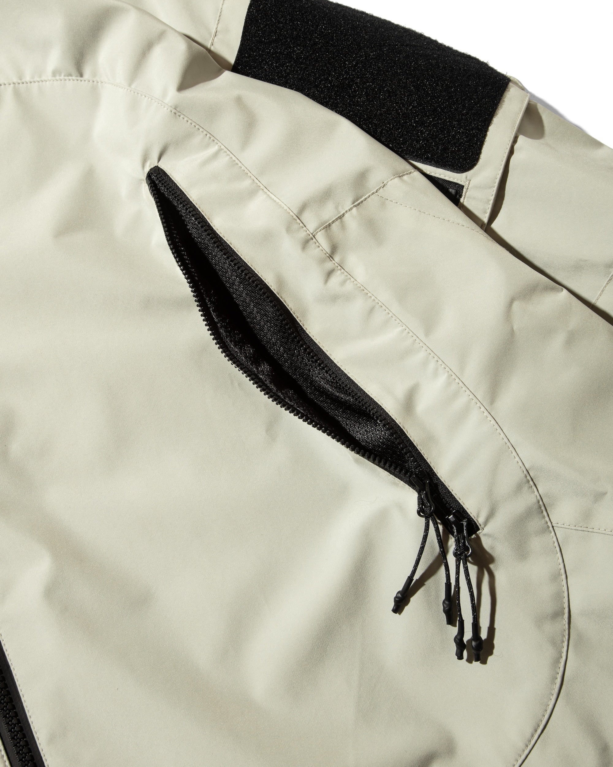 【2.8 SAT 20:00- IN STOCK】+phenix WINDSTOPPER® by GORE-TEX LABS CITY MILITARY JACKET (SAND SAGE)