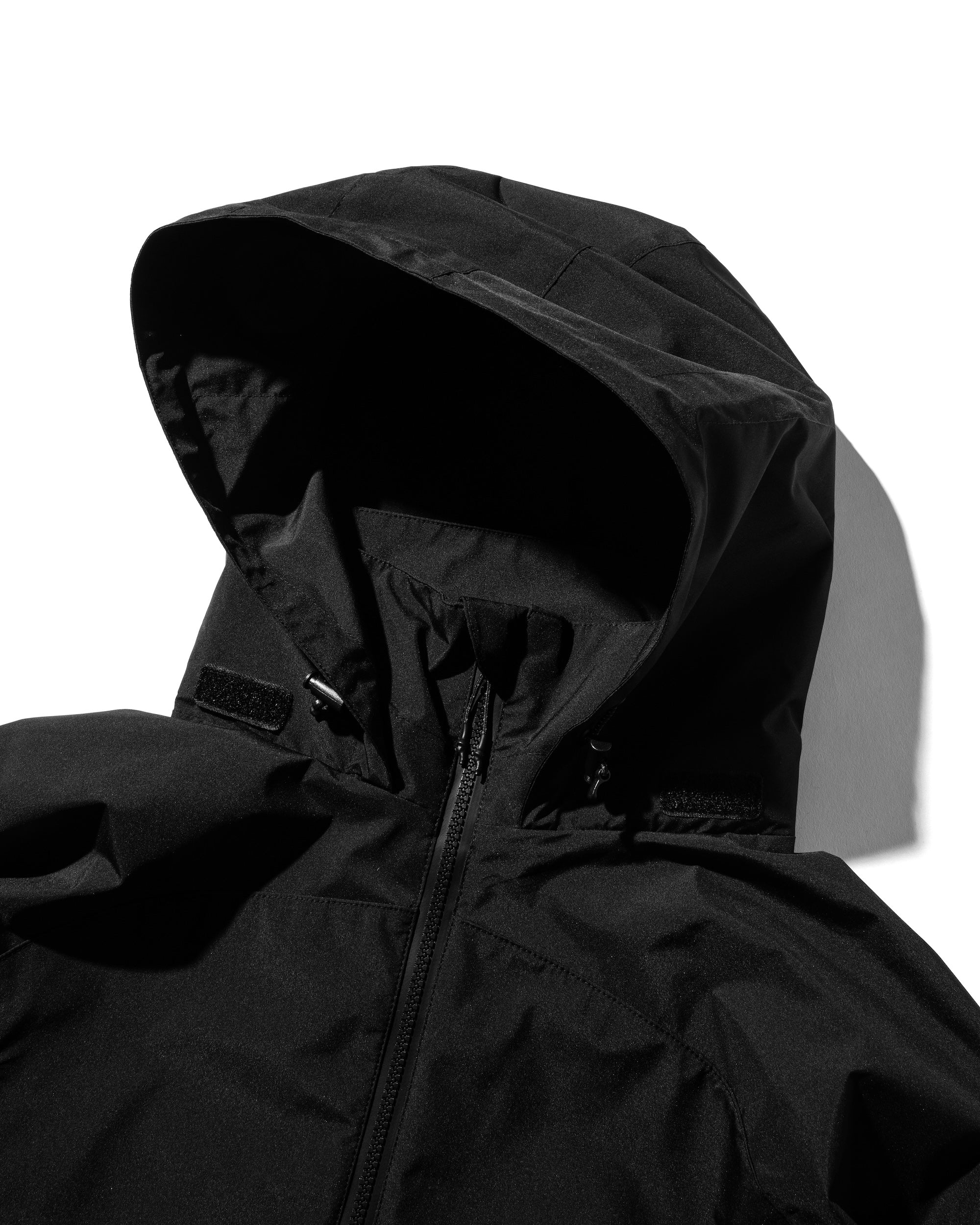 +phenix WINDSTOPPER® by GORE-TEX LABS CITY MILITARY JACKET (BLACK)