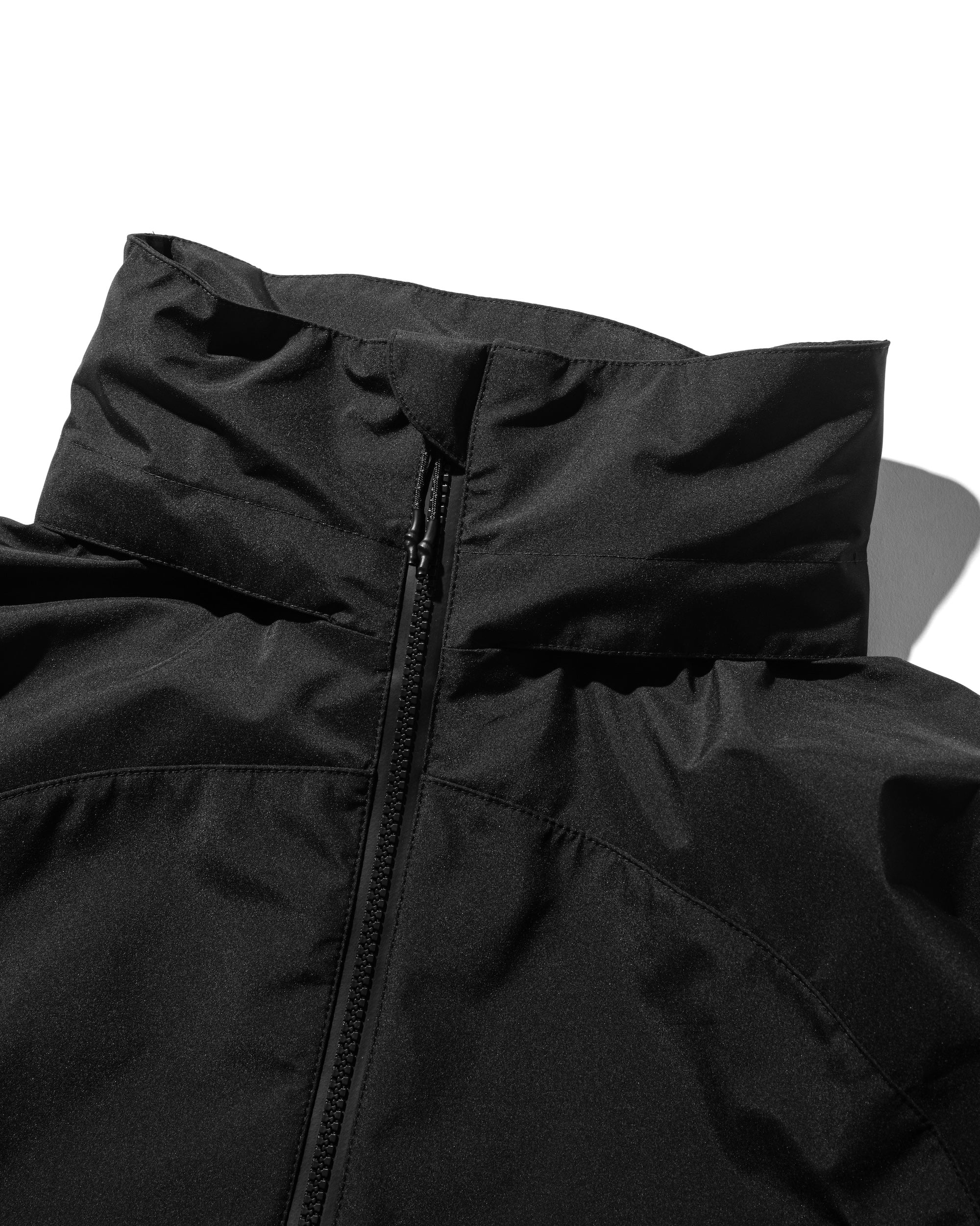 +phenix WINDSTOPPER® by GORE-TEX LABS CITY MILITARY JACKET (BLACK)