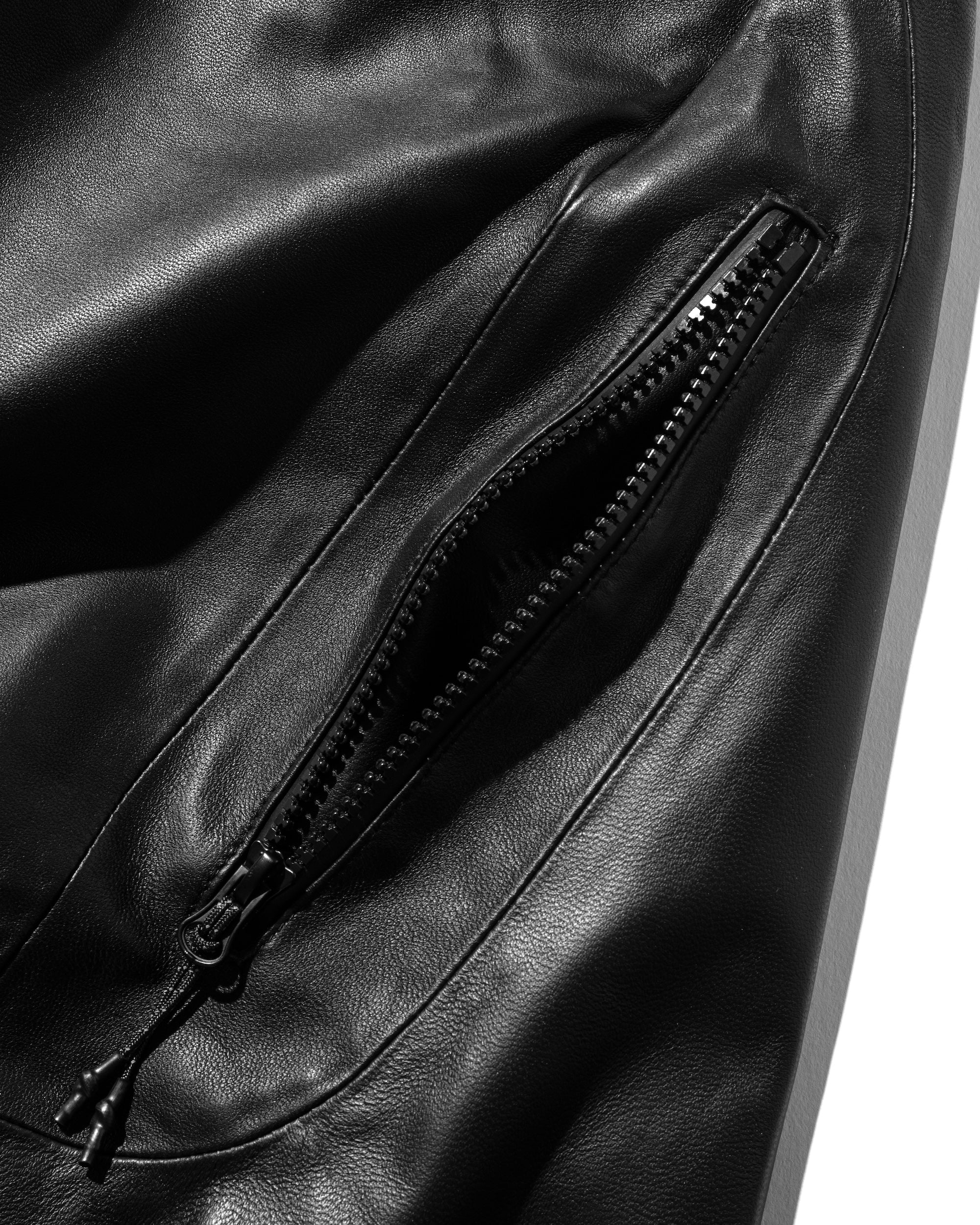 【2.5 WED 20:00- IN STOCK】+phenix WINDSTOPPER® by GORE-TEX LABS LEATHER MASSIVE TWISTED PANTS