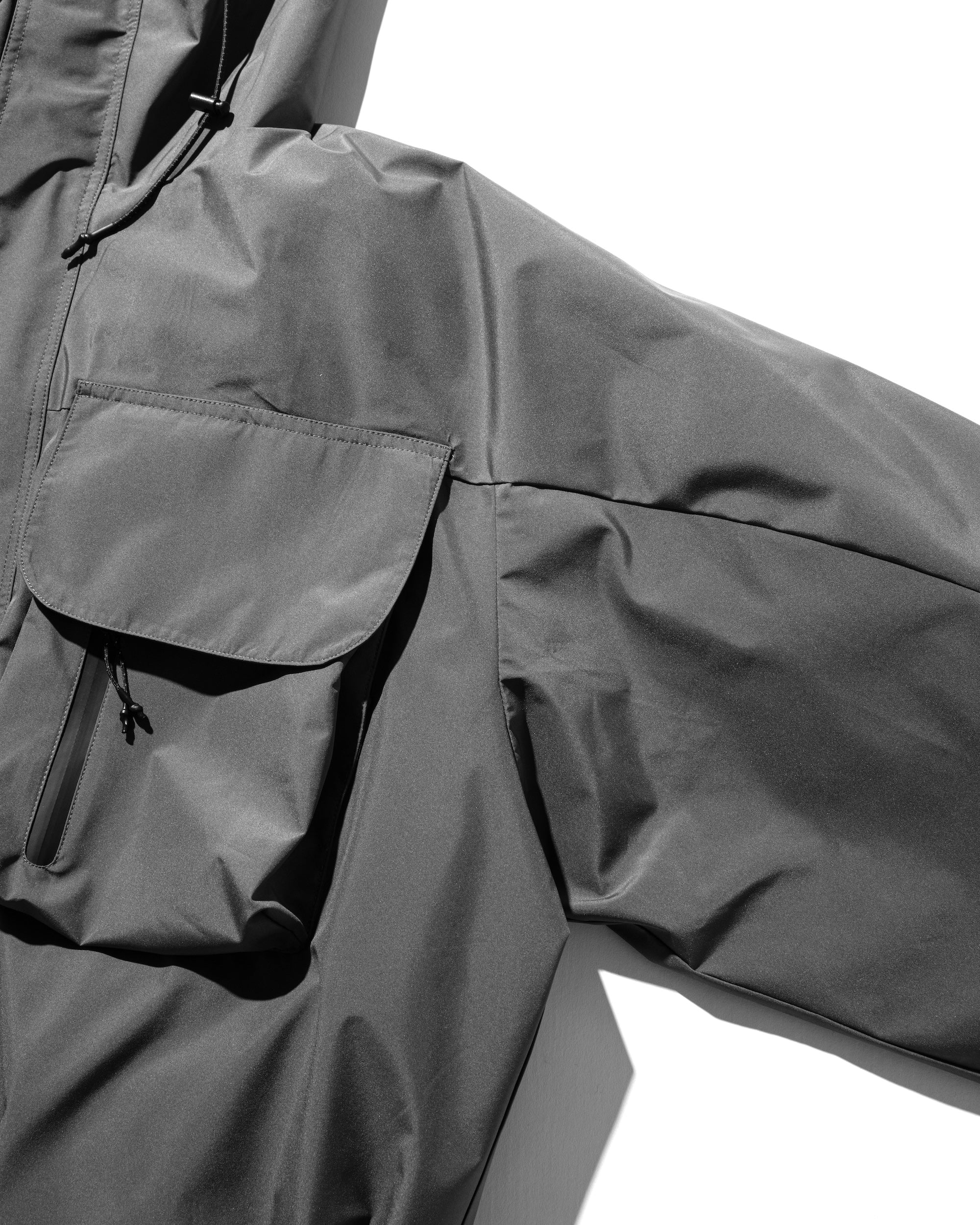 【3.5 WED 20:00- IN STOCK】+phenix WINDSTOPPER® by GORE-TEX LABS CITY WADING JACKET (GRAPHAITE GRAY)