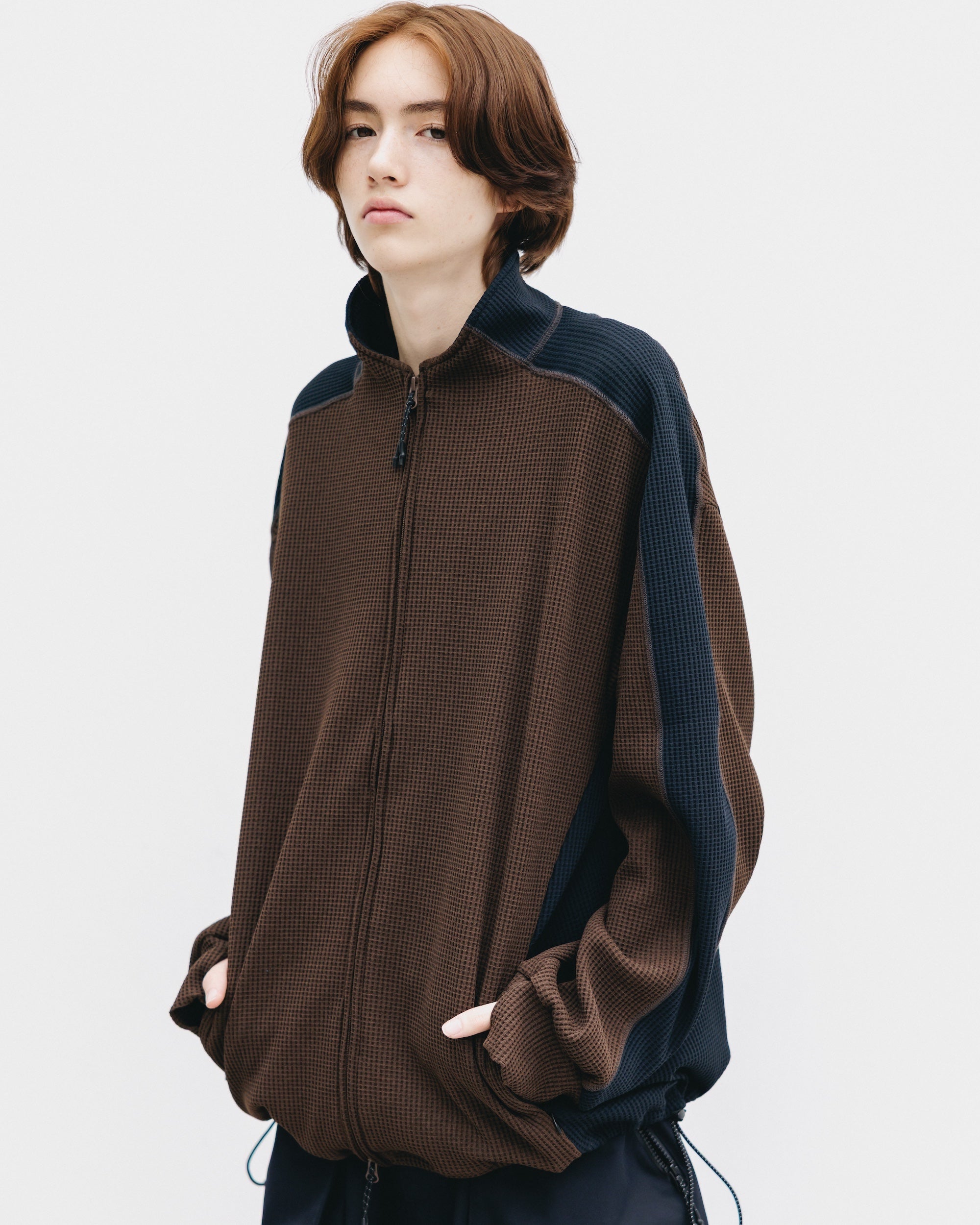 CITY LIGHT THERMAL ZIP UP (BROWN×BLACK)