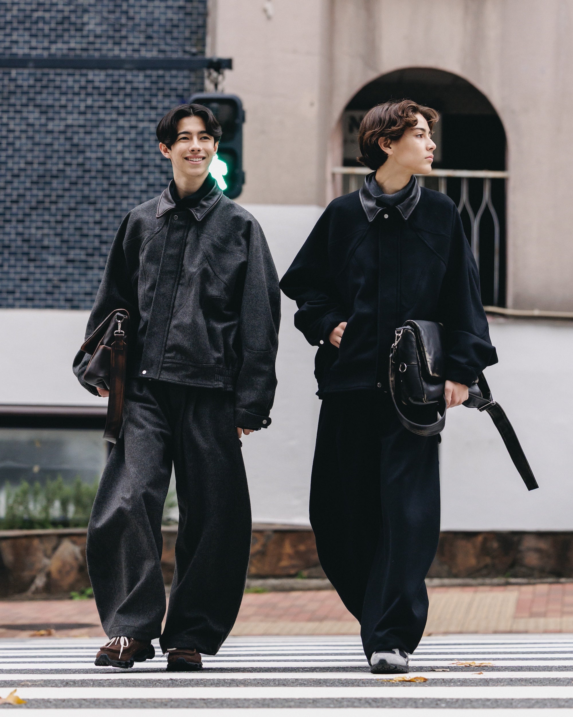 【5월 말 전달 예정】MASSIVE PANTS