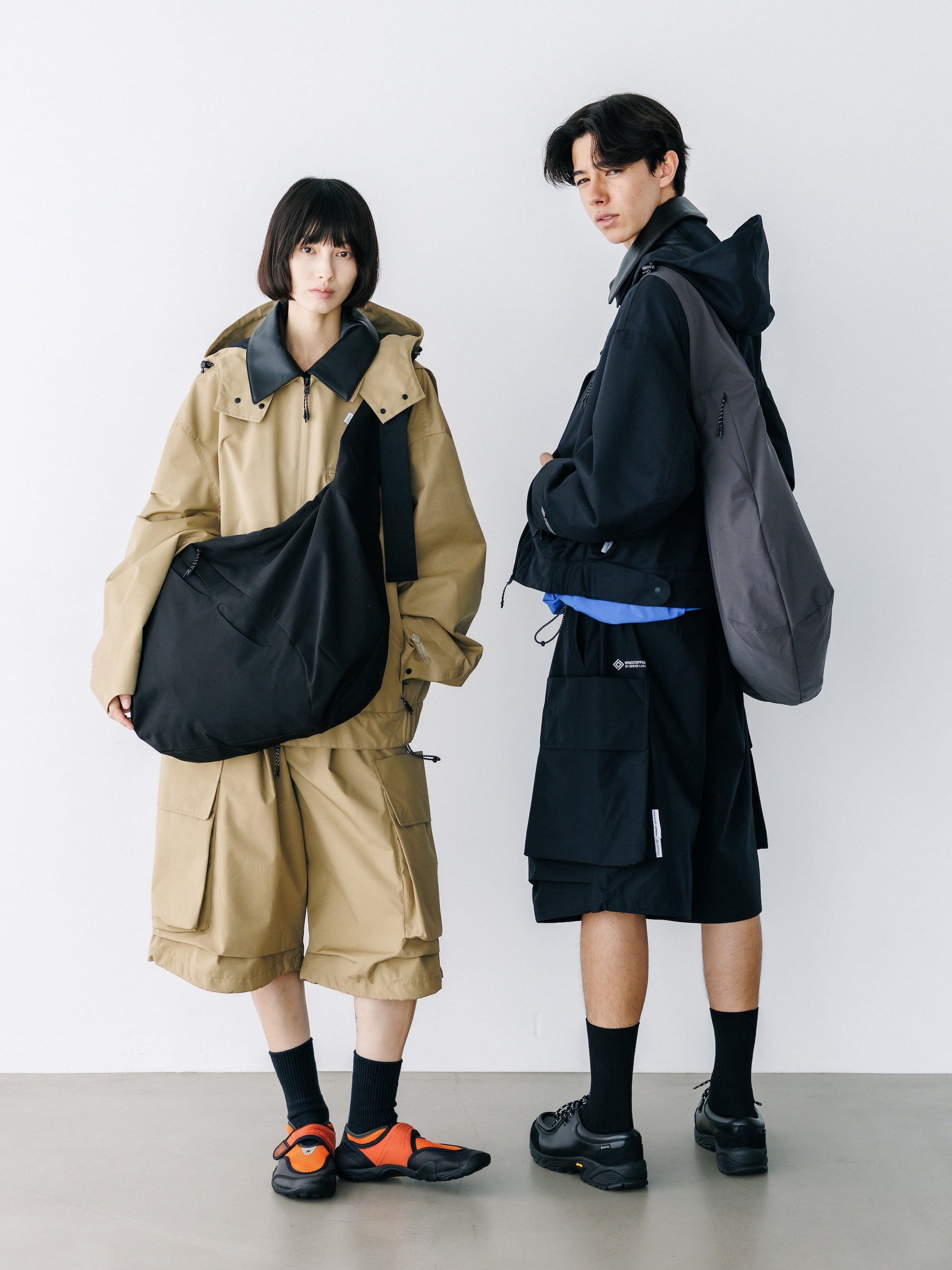 【8.26 WED 20:00- IN STOCK】 SOFT SHELL FUTURE BAG LARGE (GRAY)