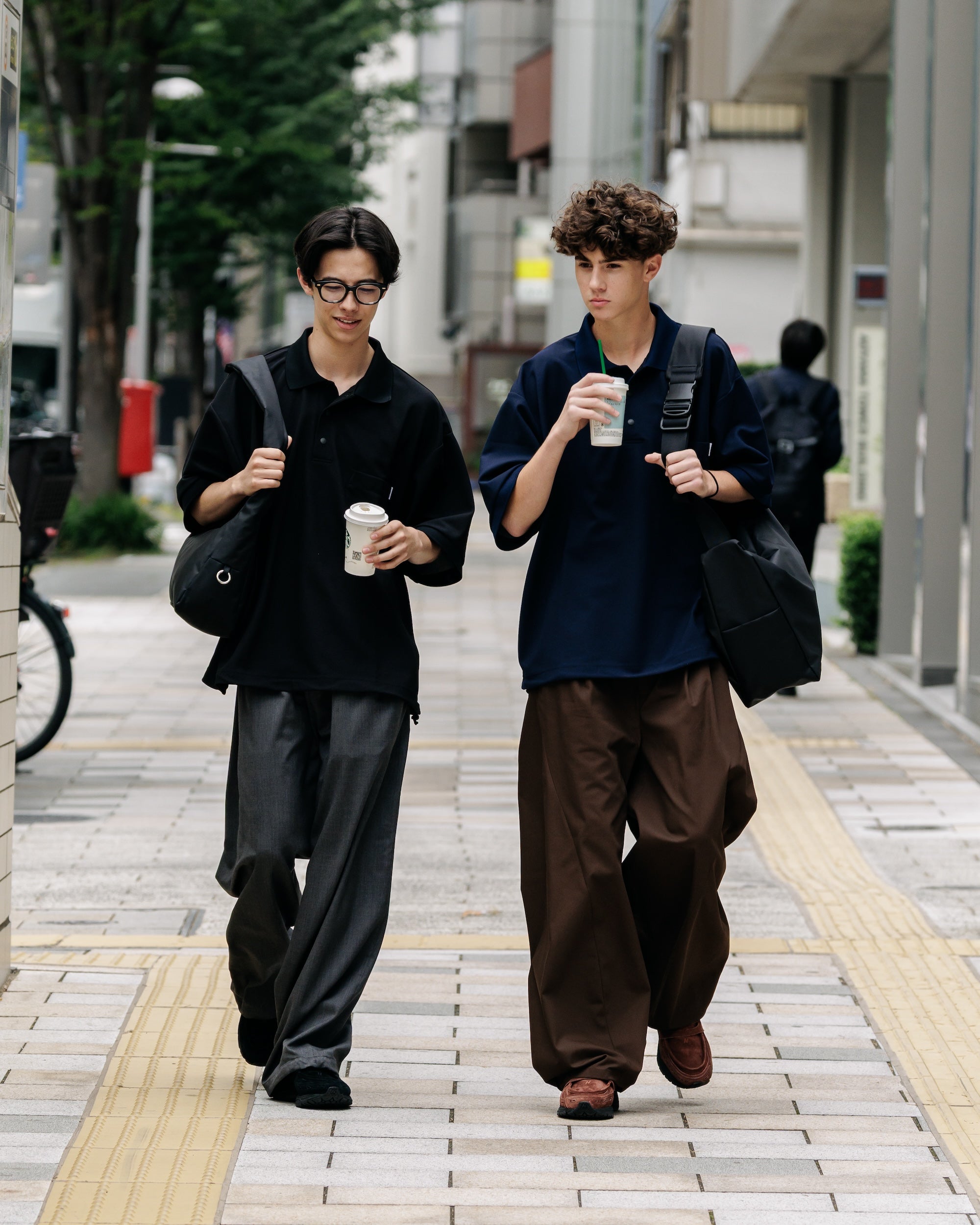 【6.11 WED 20:00- IN STOCK】ACTIVE CITY S/S POLO SHIRT (NAVY)