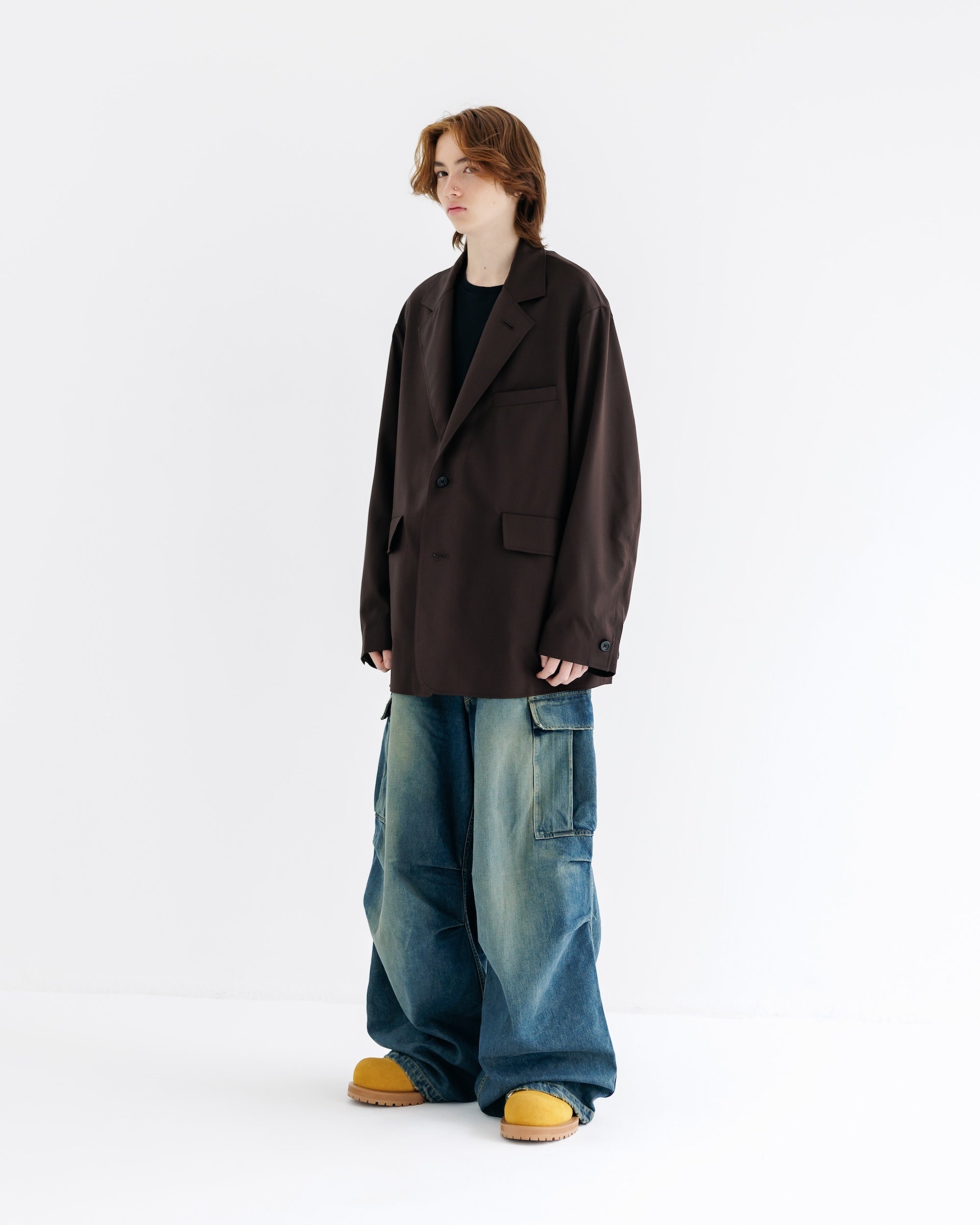 【9.6 SAT 20:00- IN STOCK】WOOL GABARDINE CITY UNIFORM TAILORED JACKET (BROWN)