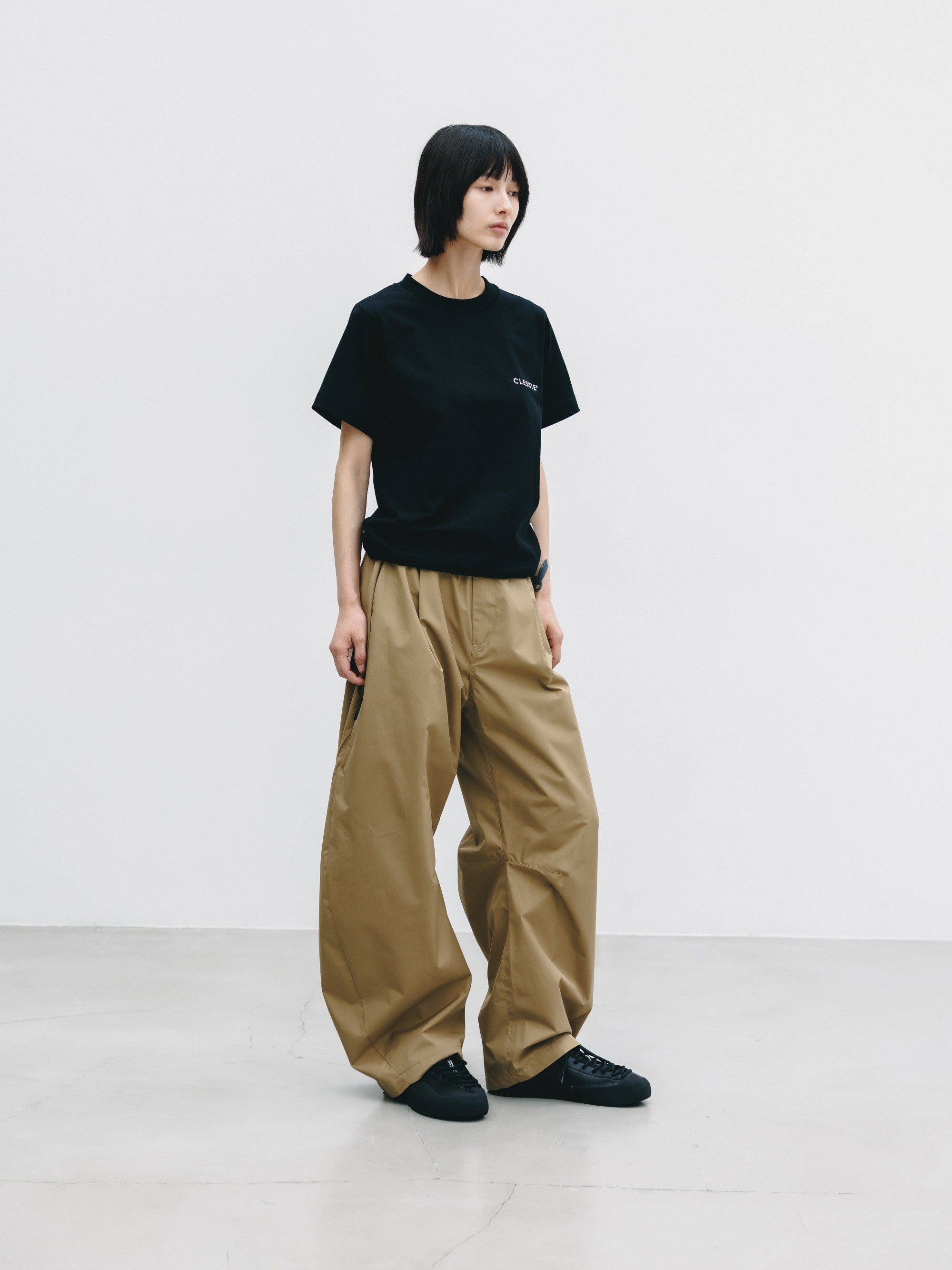 【9.2 WED 20:00- IN STOCK】+phenix WINDSTOPPER® by GORE-TEX LABS TWILL CITY BARREL LEG PANTS (CAMEL BEIGE)